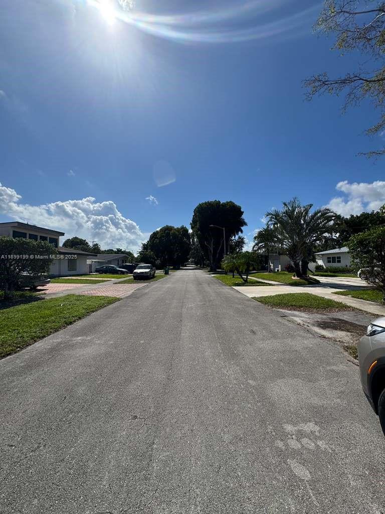 GREYKNOLL ESTATES - Residential Lease