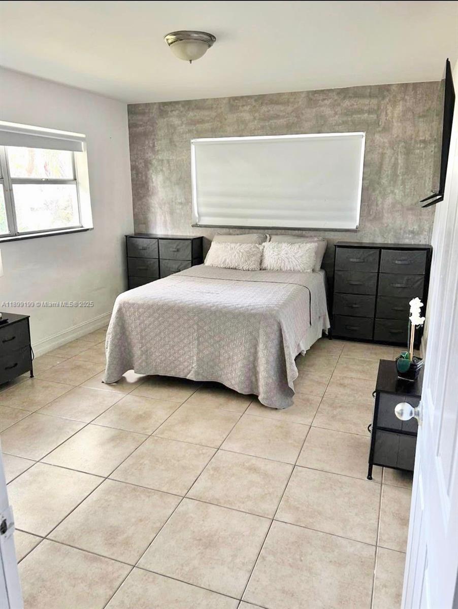 GREYKNOLL ESTATES - Residential Lease