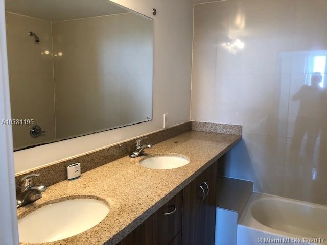 23 BISCAYNE BAY CONDO - Residential Lease