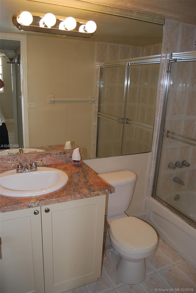 YOLANDA VILLAS CONDO - Residential Lease