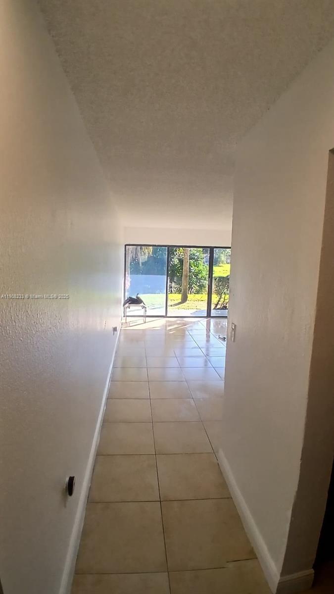 PALM BEACH GRANDE CONDOMIN - Residential Lease