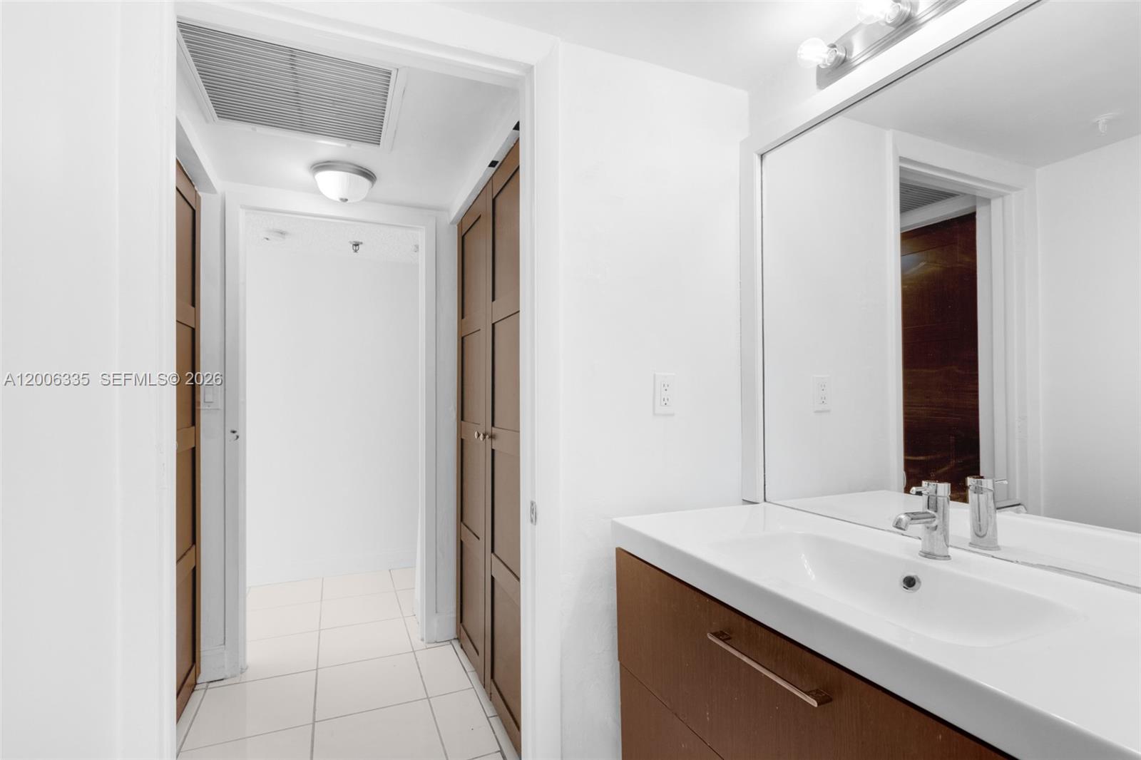VENETIA CONDO - Residential