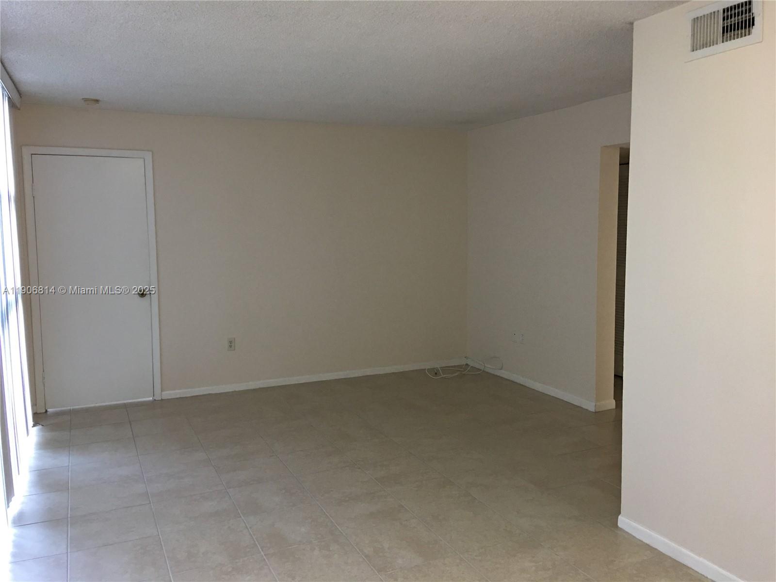 INTERNATIONAL PARK CONDO - Residential Lease