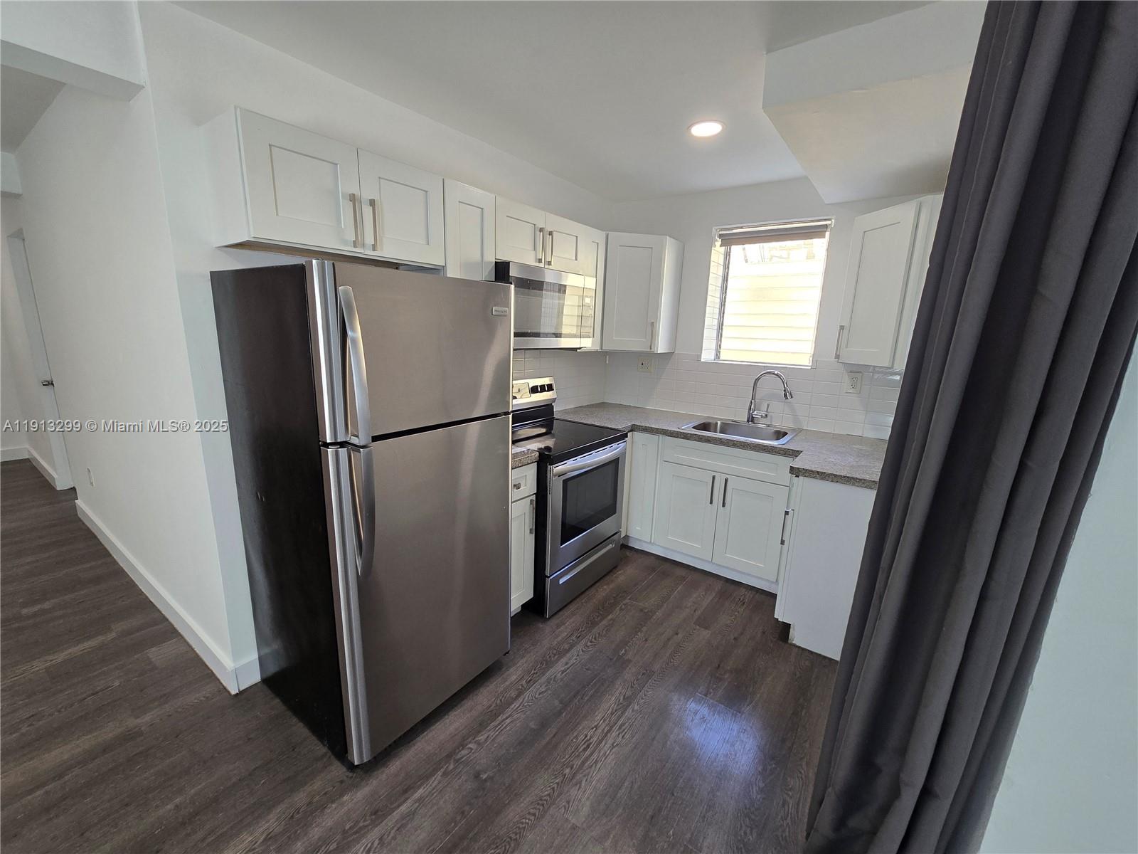 OSCEOLA PARK - Residential Lease