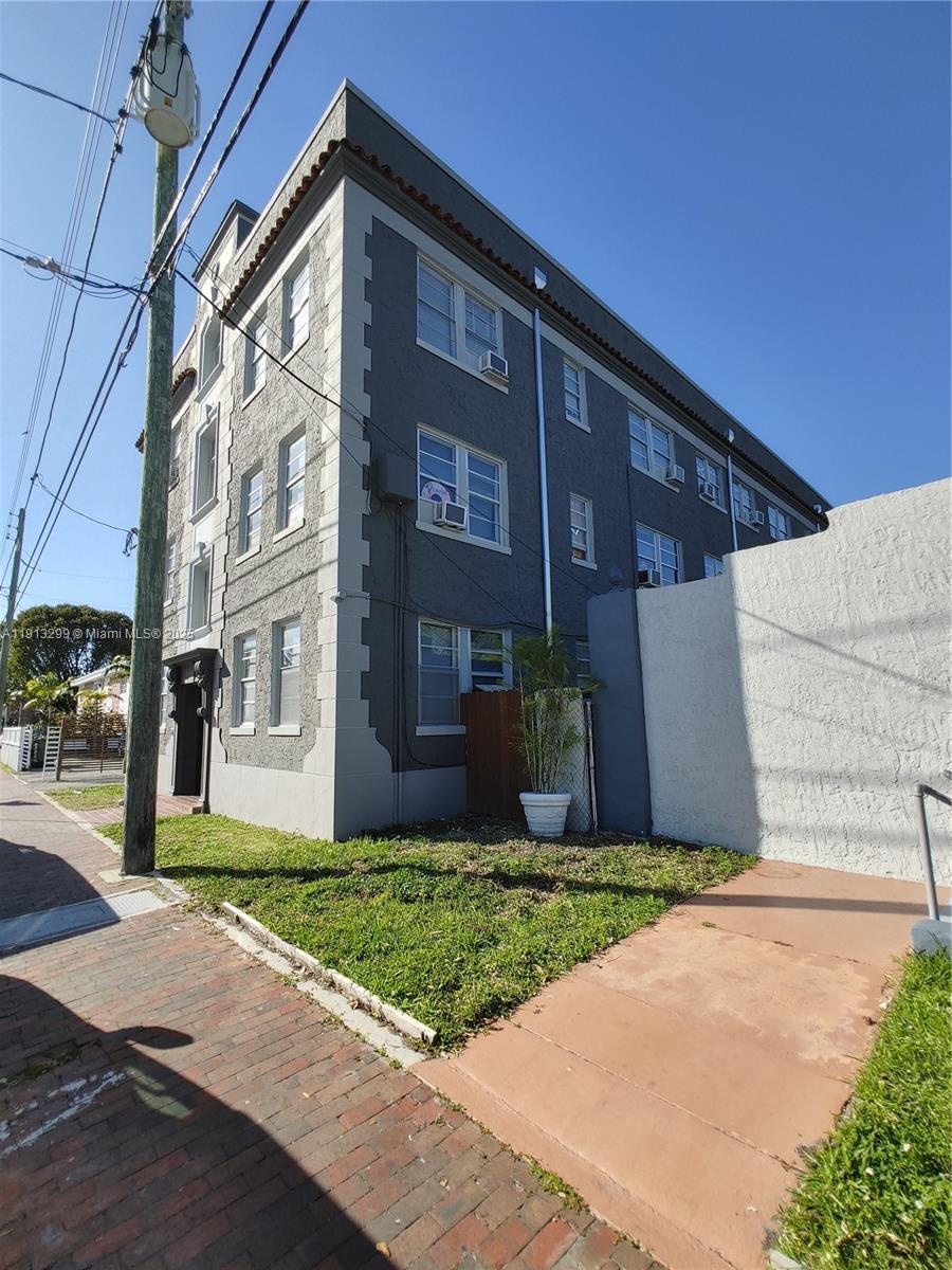 OSCEOLA PARK - Residential Lease