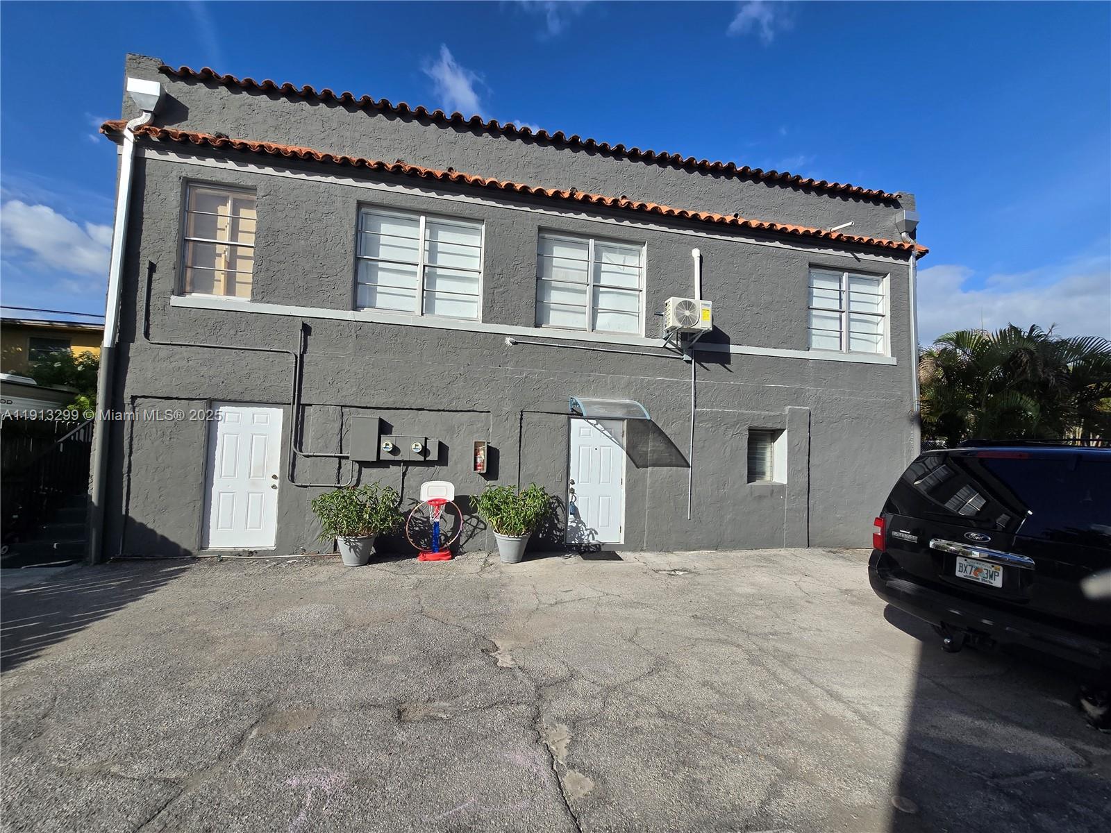 OSCEOLA PARK - Residential Lease