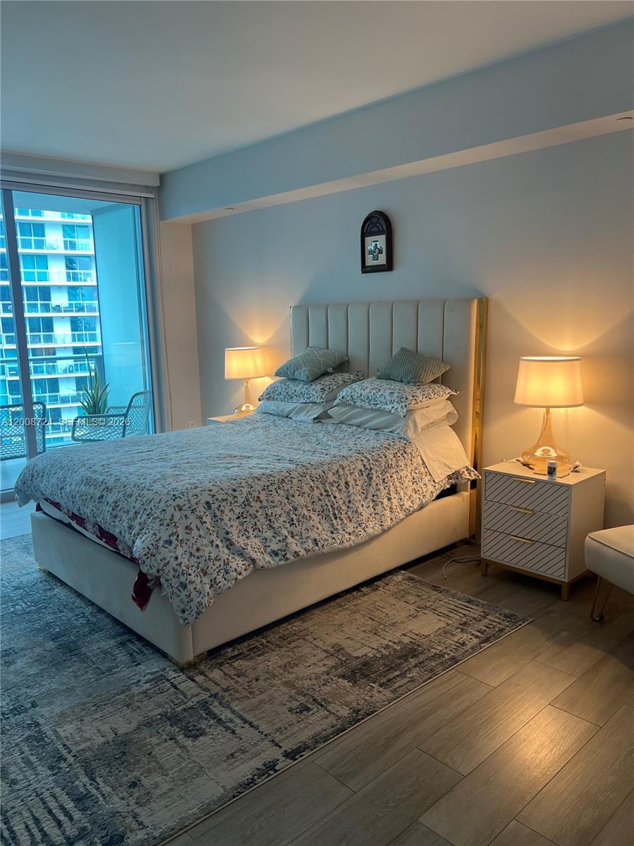 1100 S Miami Ave 2011