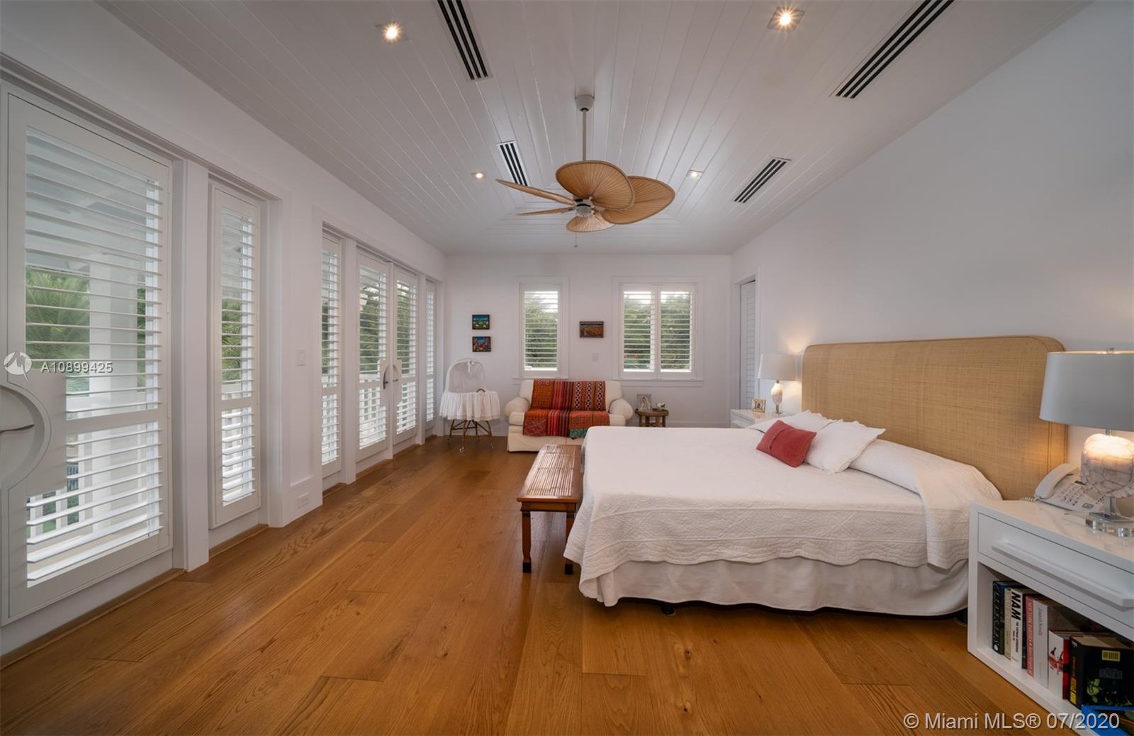 TROPICAL ISLE HOMES SUB 4 - Residential