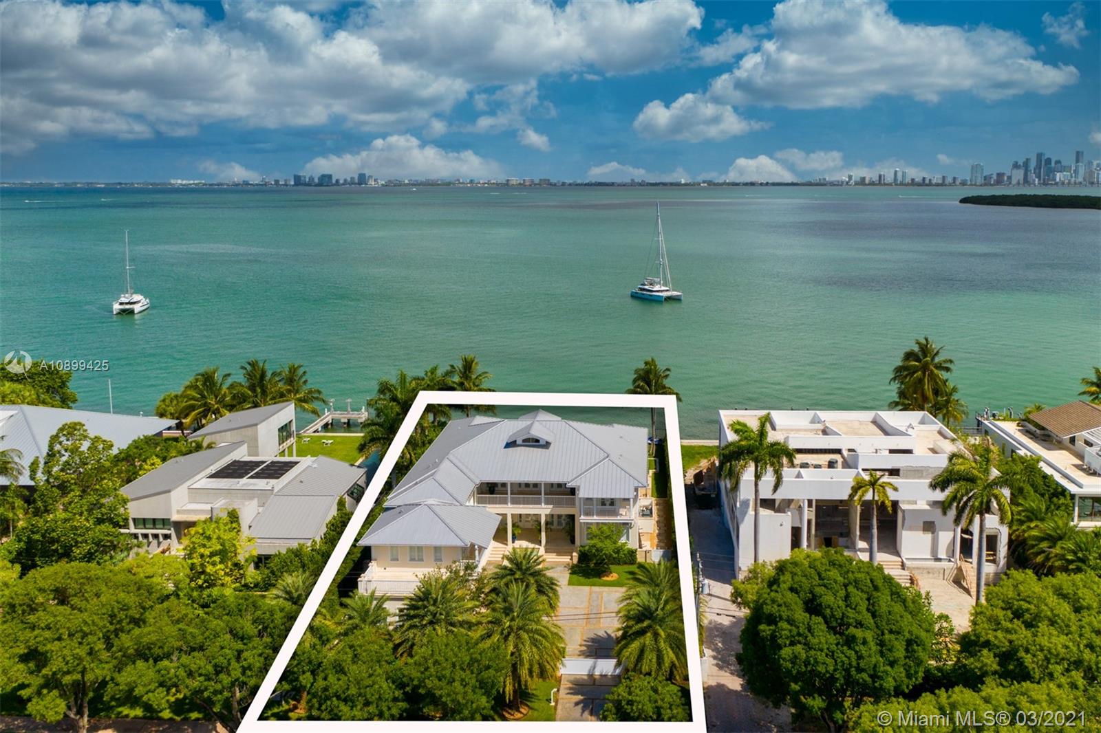 TROPICAL ISLE HOMES SUB 4 - Residential