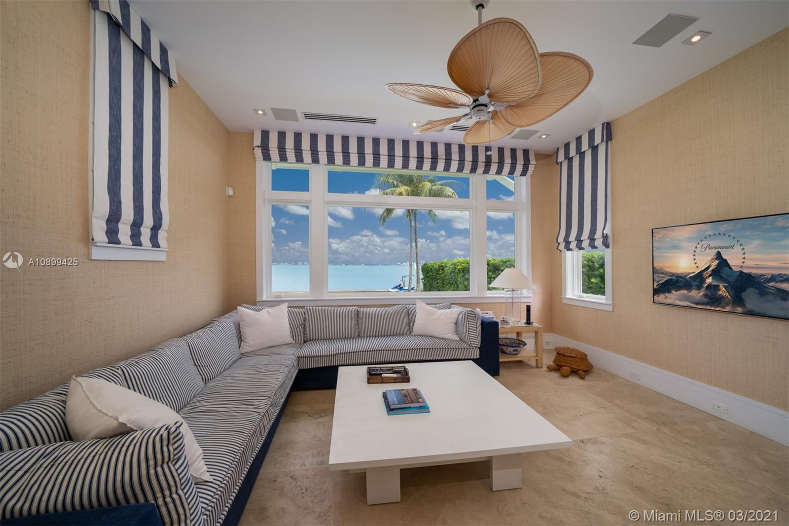 TROPICAL ISLE HOMES SUB 4 - Residential