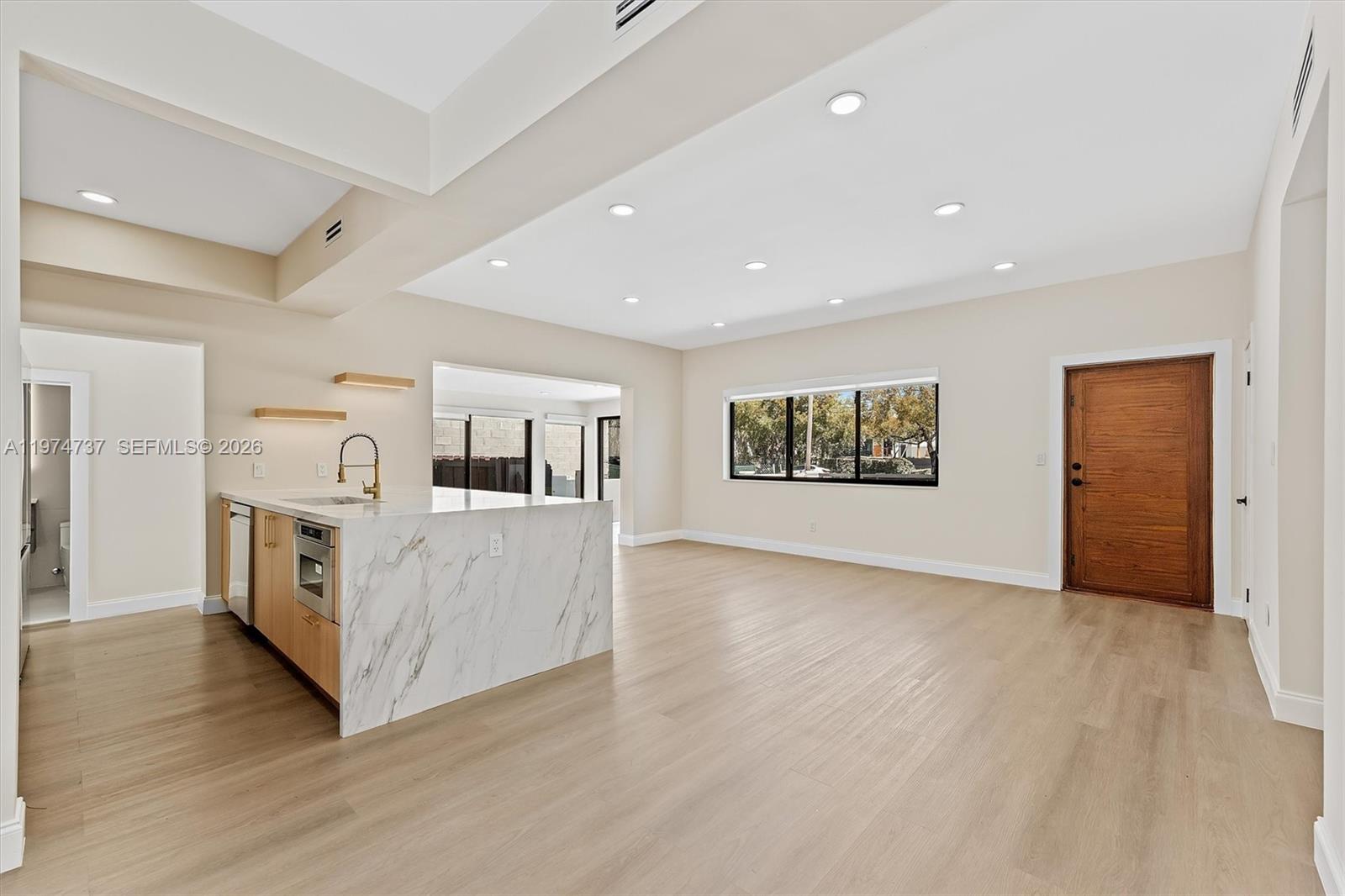 NAUTILUS SUB - Residential