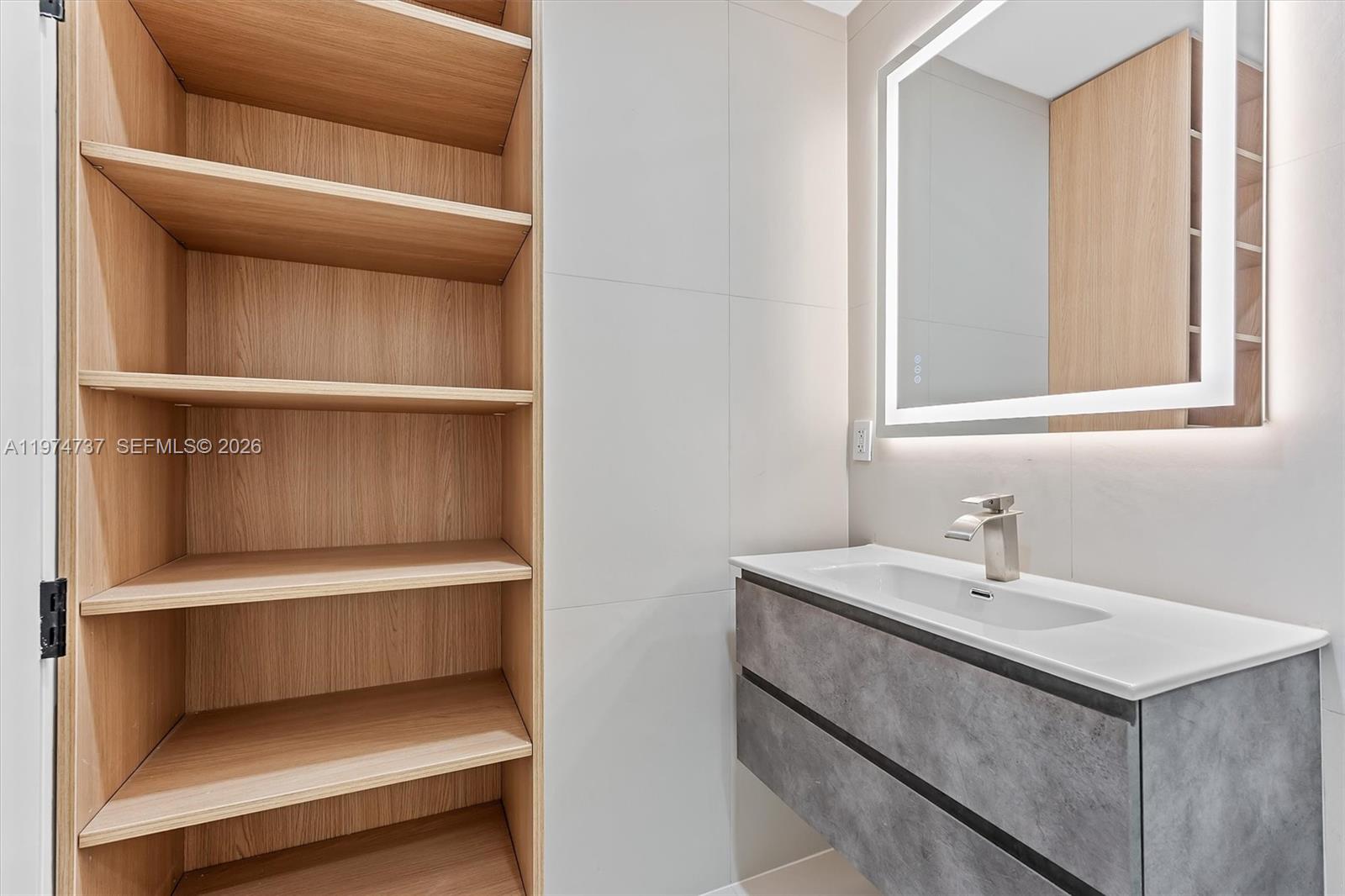 NAUTILUS SUB - Residential