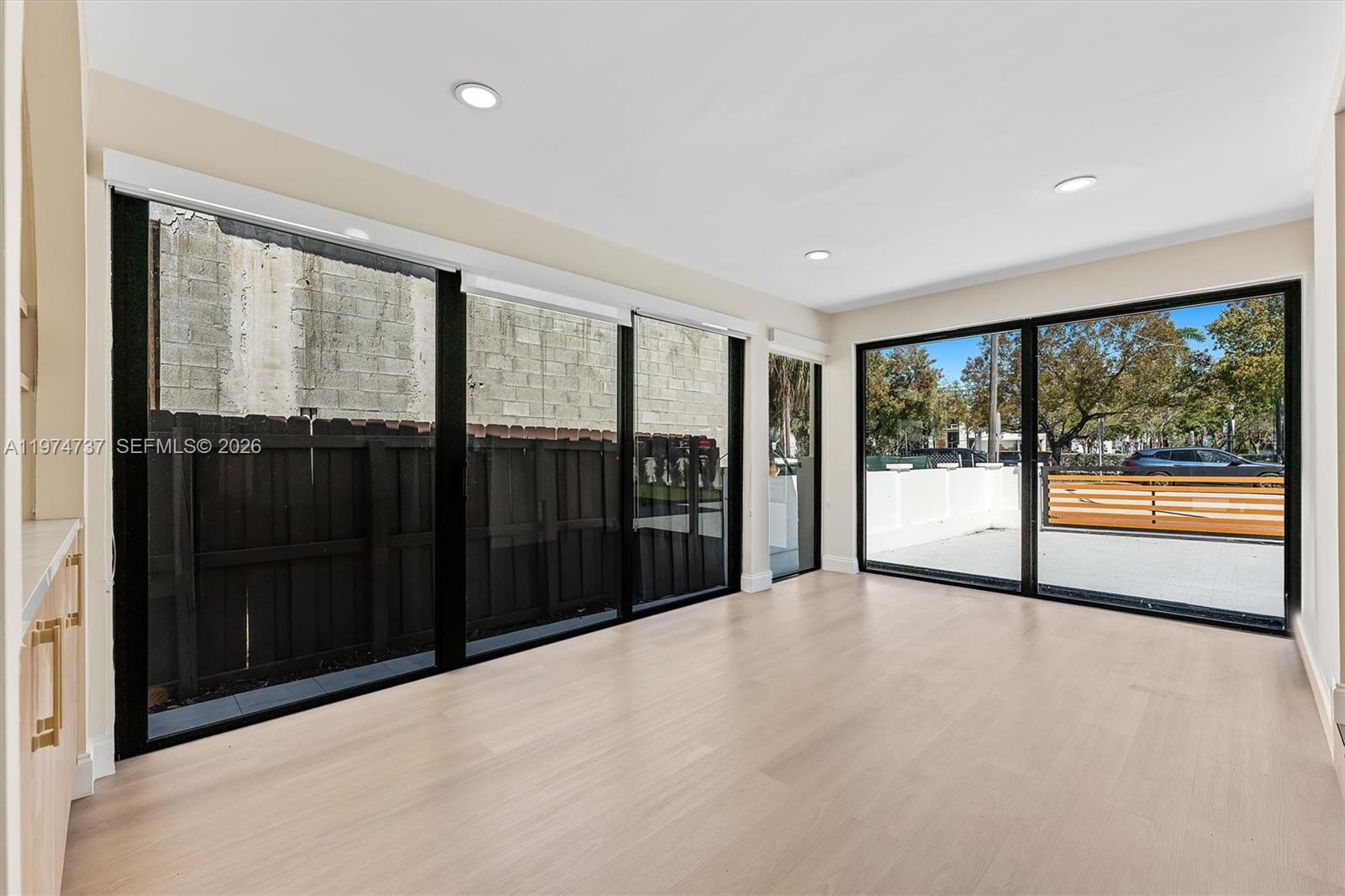 NAUTILUS SUB - Residential