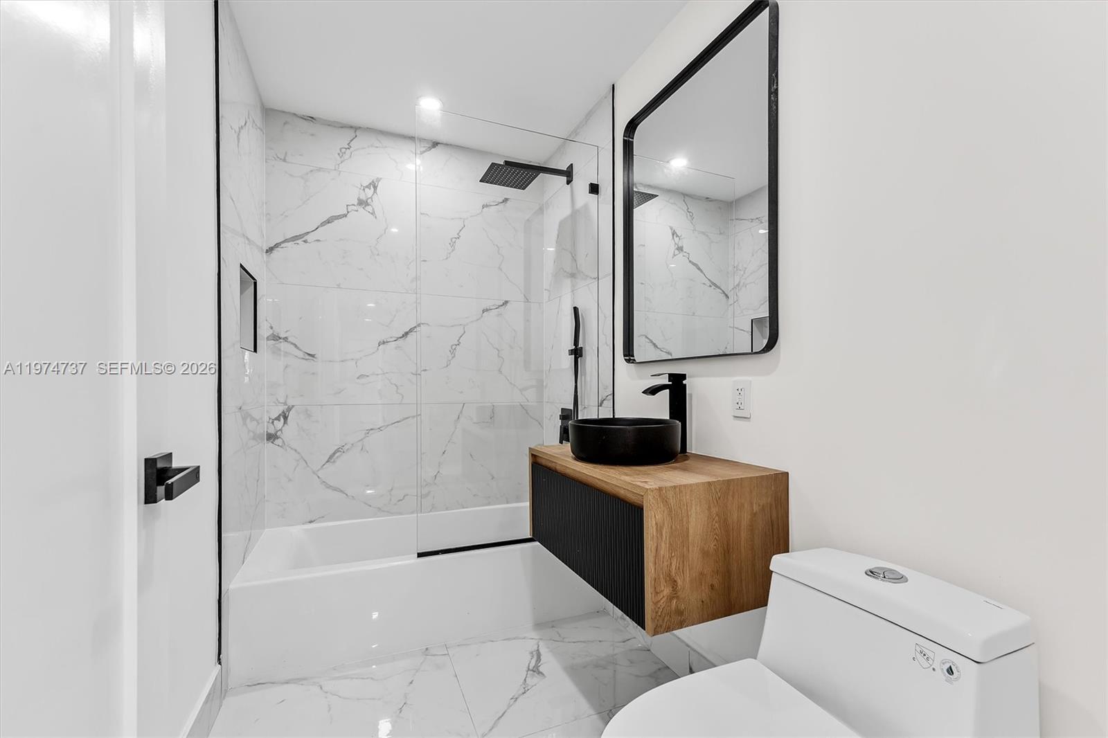 NAUTILUS SUB - Residential