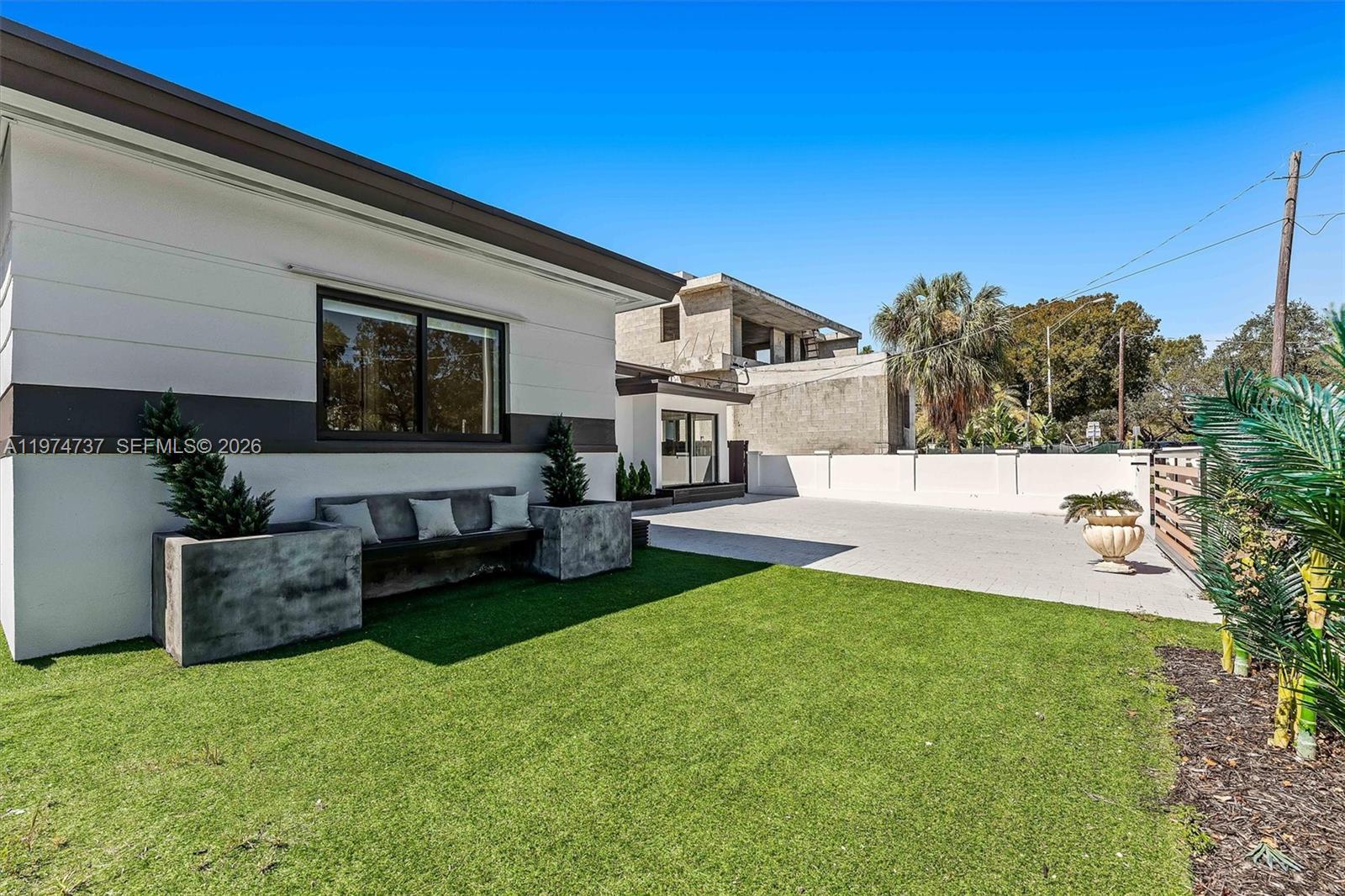 NAUTILUS SUB - Residential