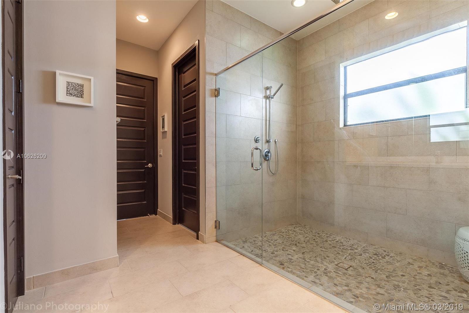 CRESTVIEW WEST - Residential Lease