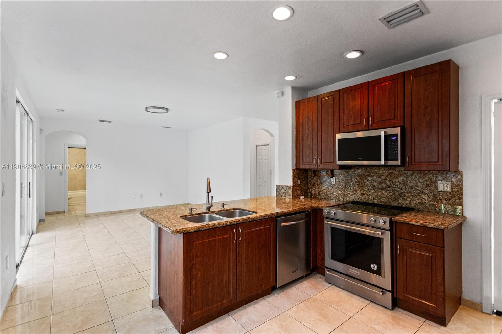 CAMINO REAL ESTATES 1ST A - Residential