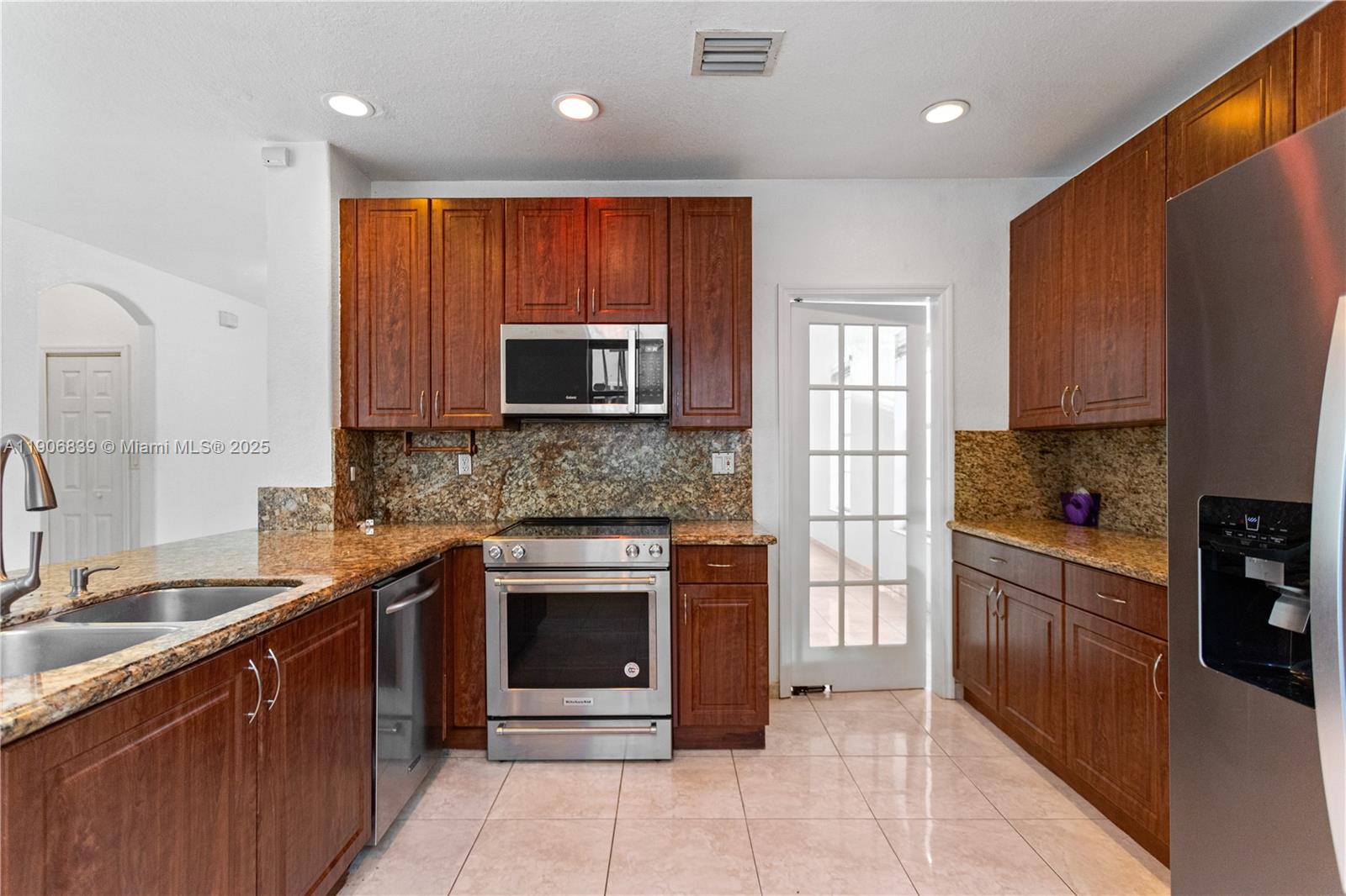 CAMINO REAL ESTATES 1ST A - Residential