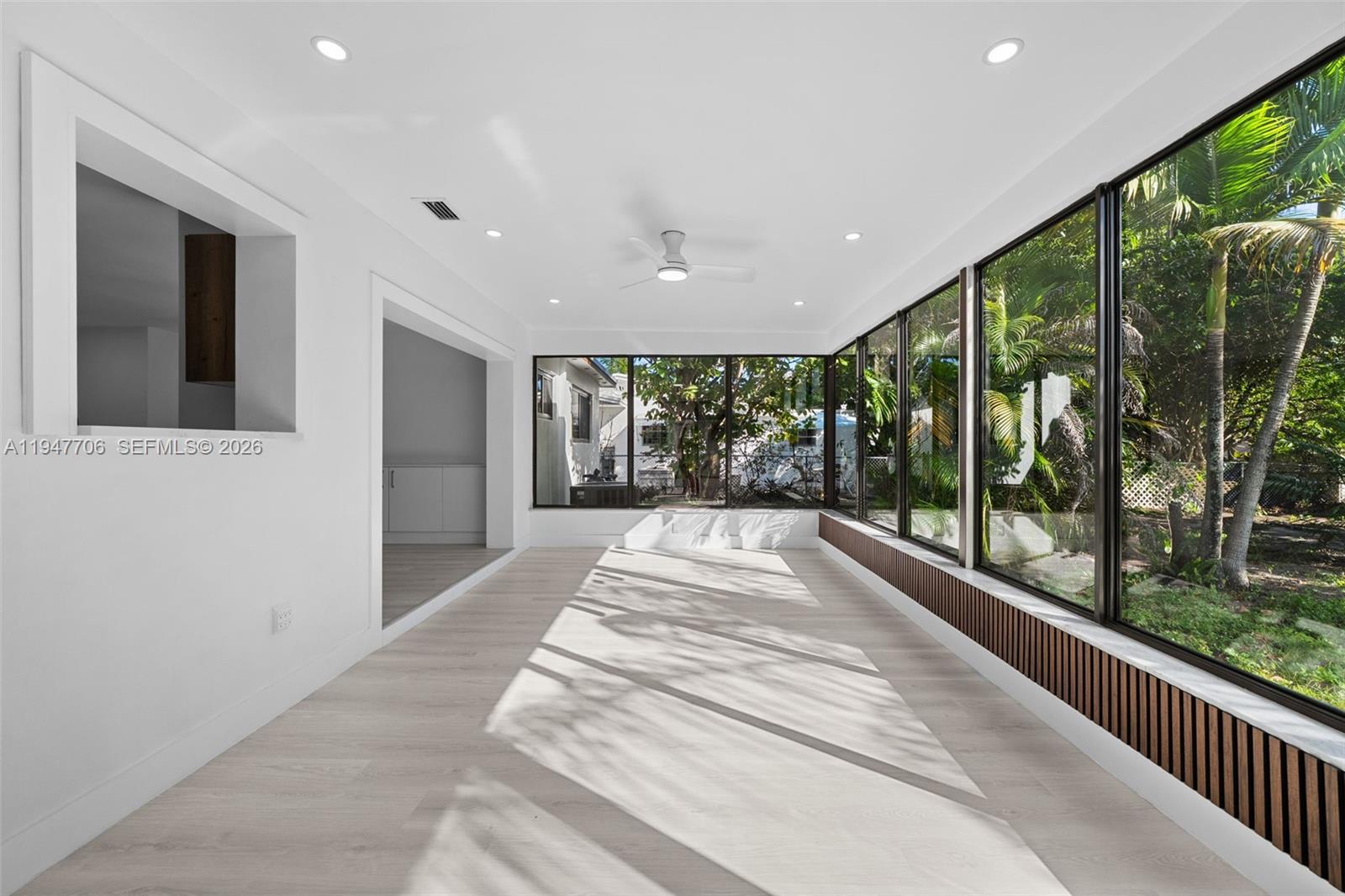 ACRES LAKE ESTATES - Residential