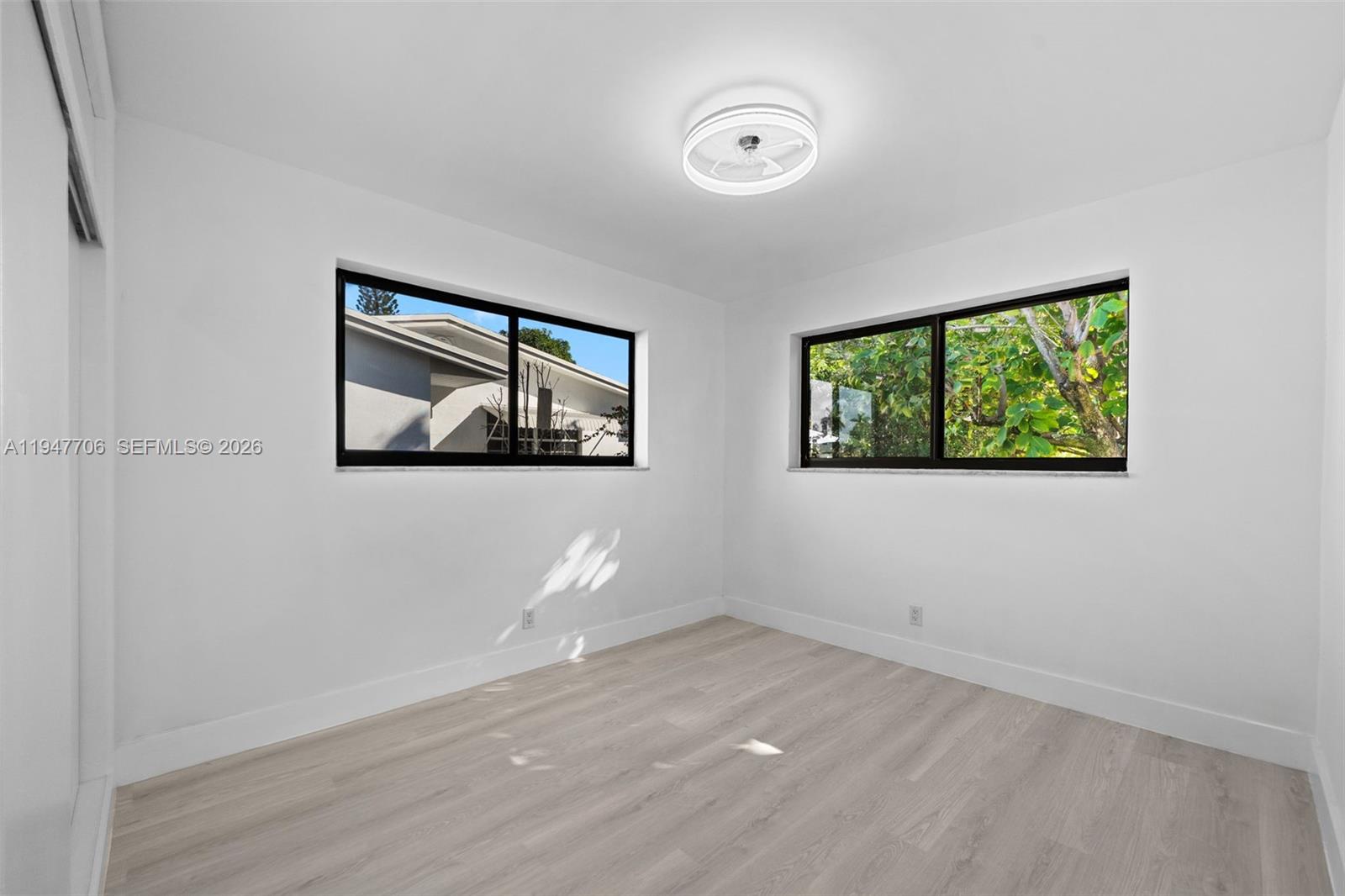 ACRES LAKE ESTATES - Residential