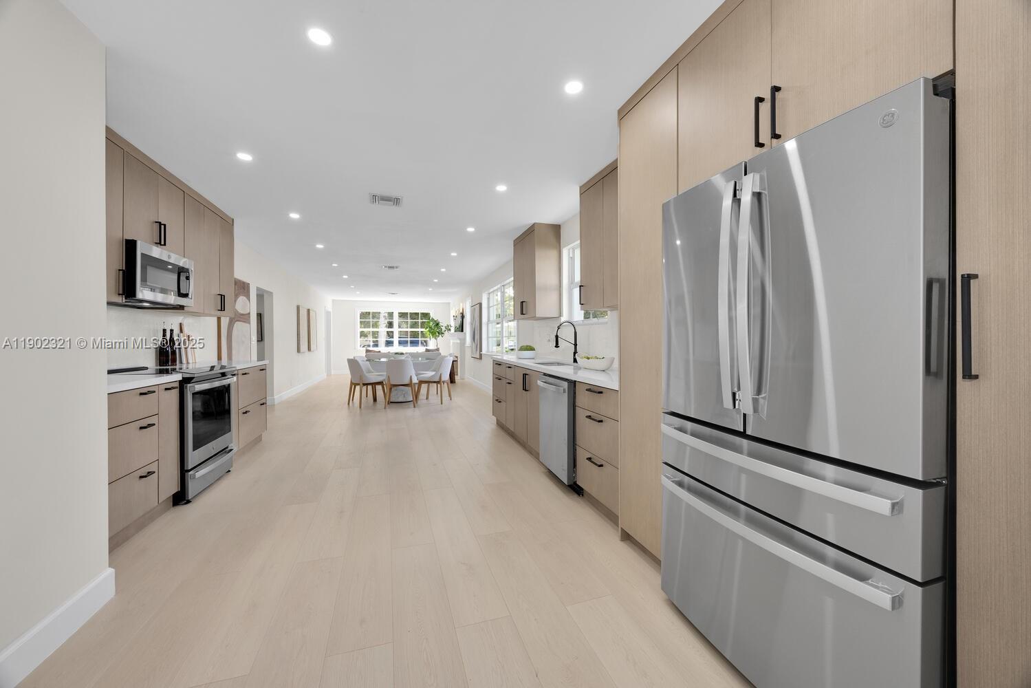 CORAL GABLES GRANADA SEC - Residential