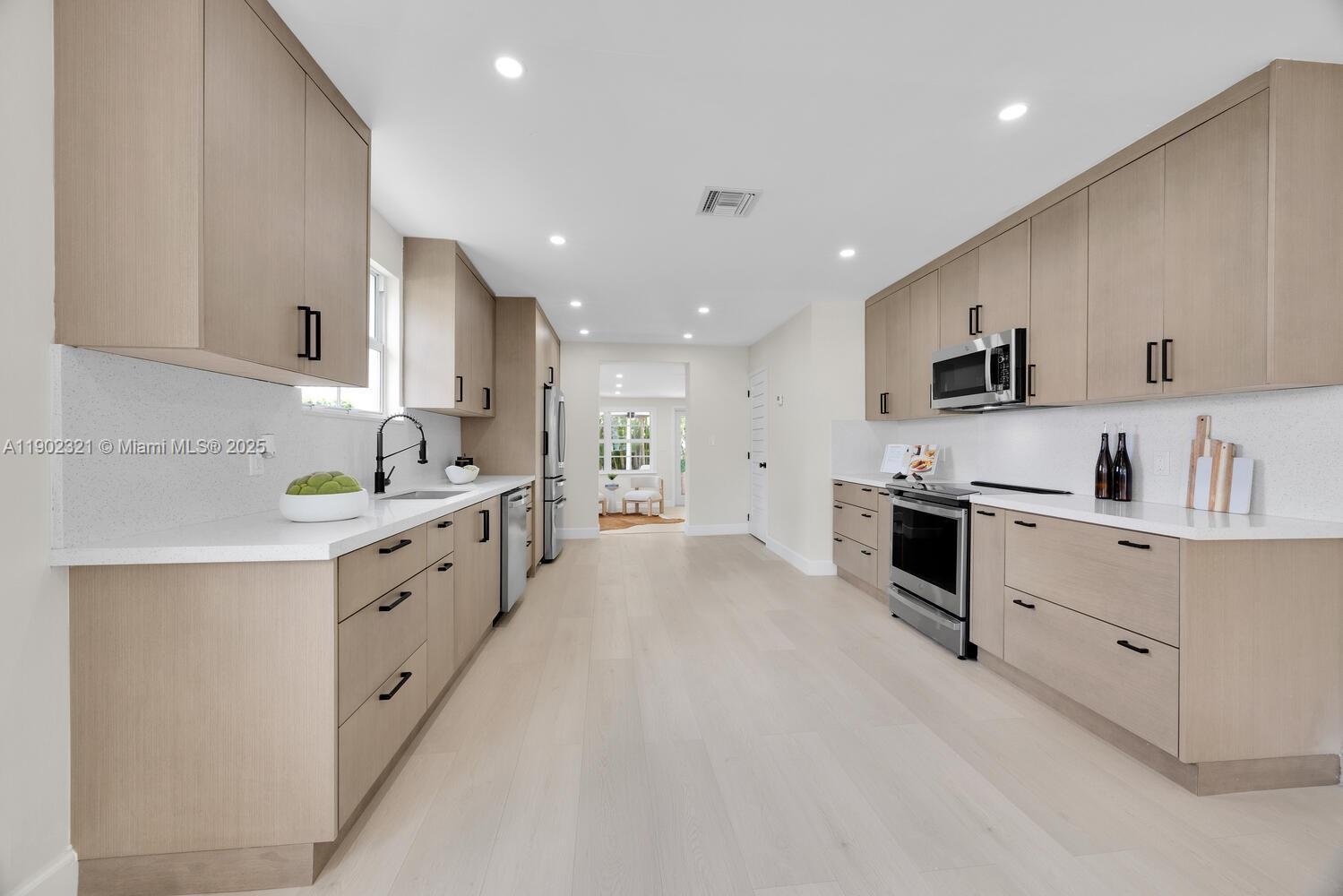 CORAL GABLES GRANADA SEC - Residential