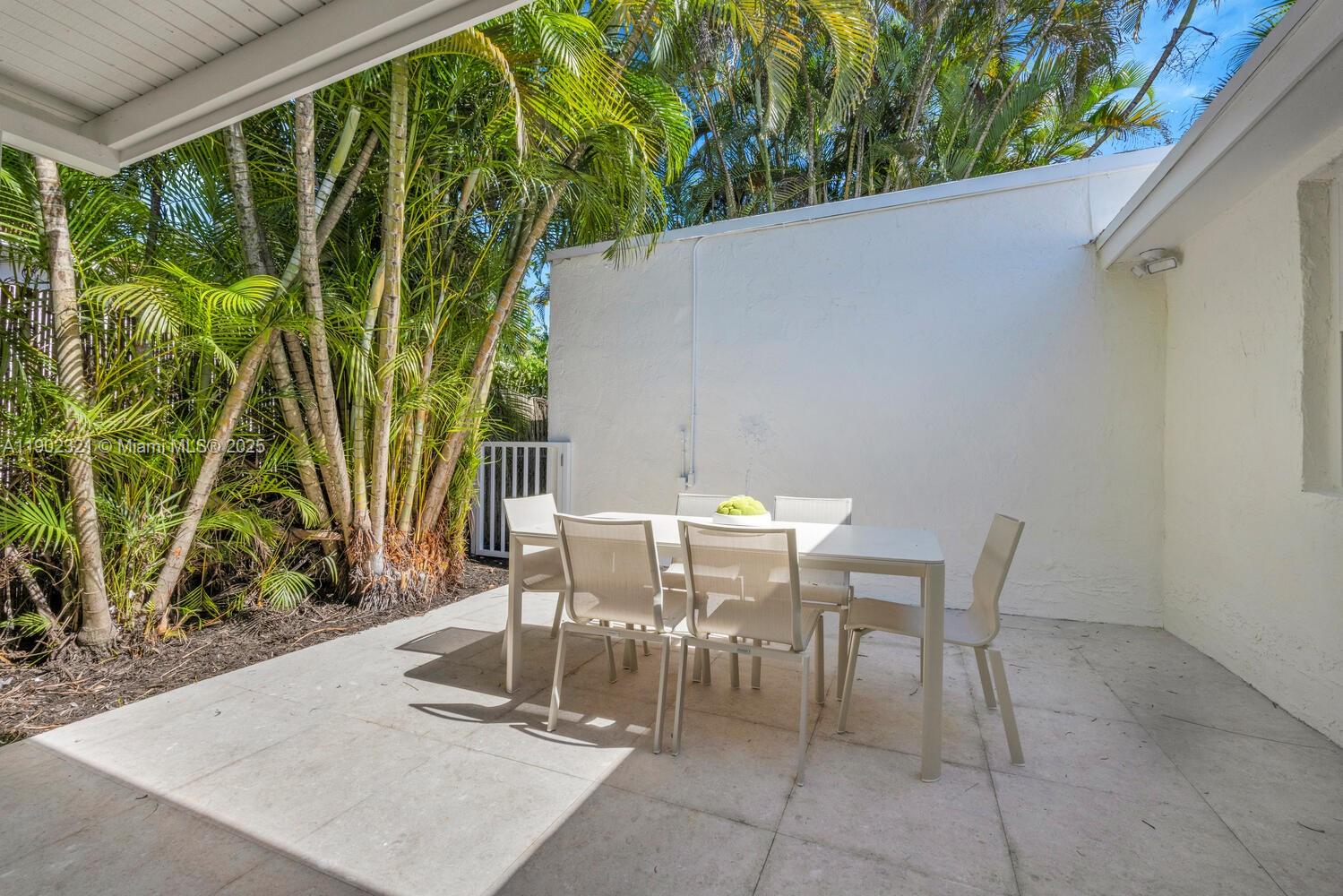 CORAL GABLES GRANADA SEC - Residential