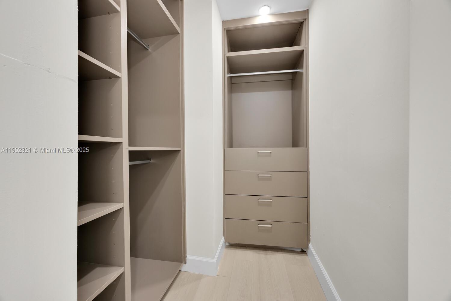 CORAL GABLES GRANADA SEC - Residential