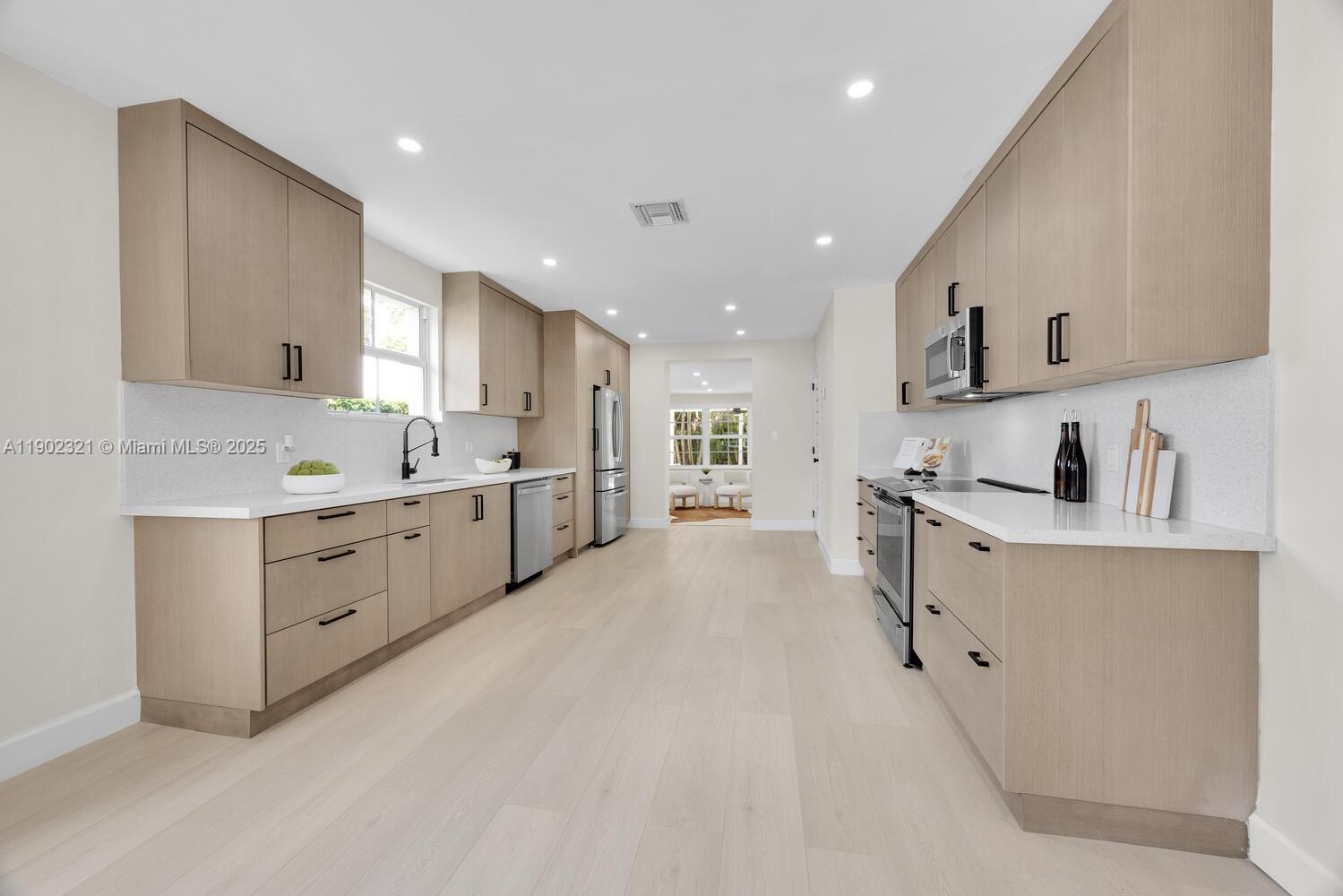 CORAL GABLES GRANADA SEC - Residential