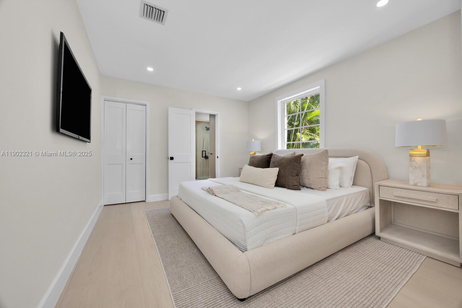 CORAL GABLES GRANADA SEC - Residential