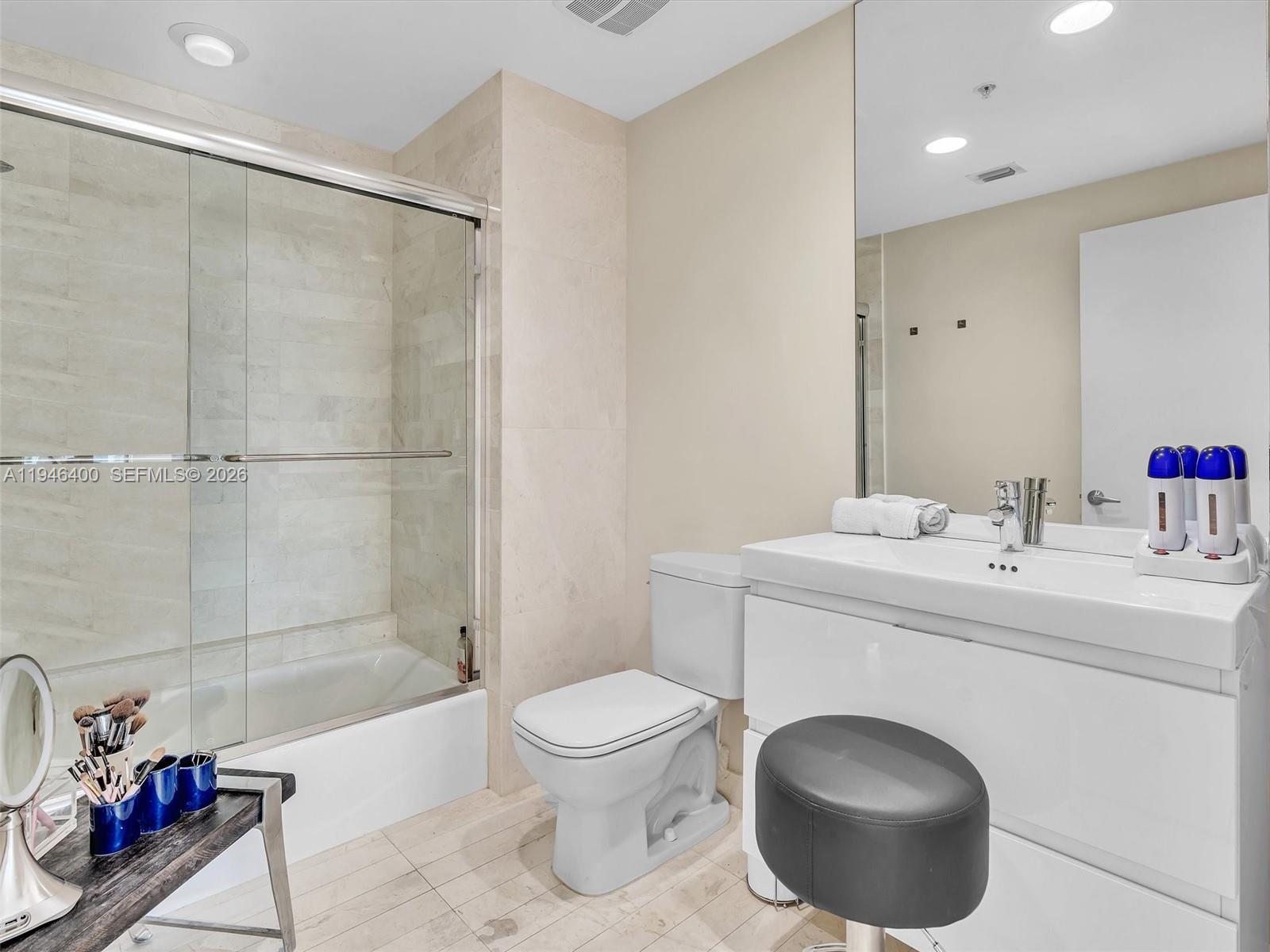 MARINA PALMS RESIDENCES N - Residential