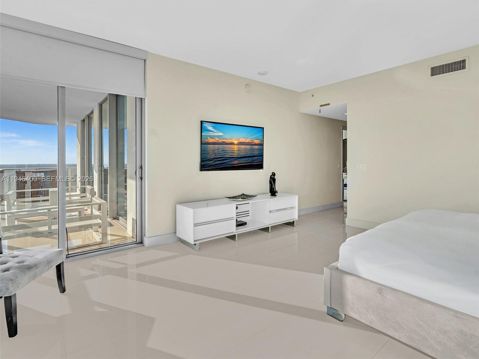 MARINA PALMS RESIDENCES N - Residential