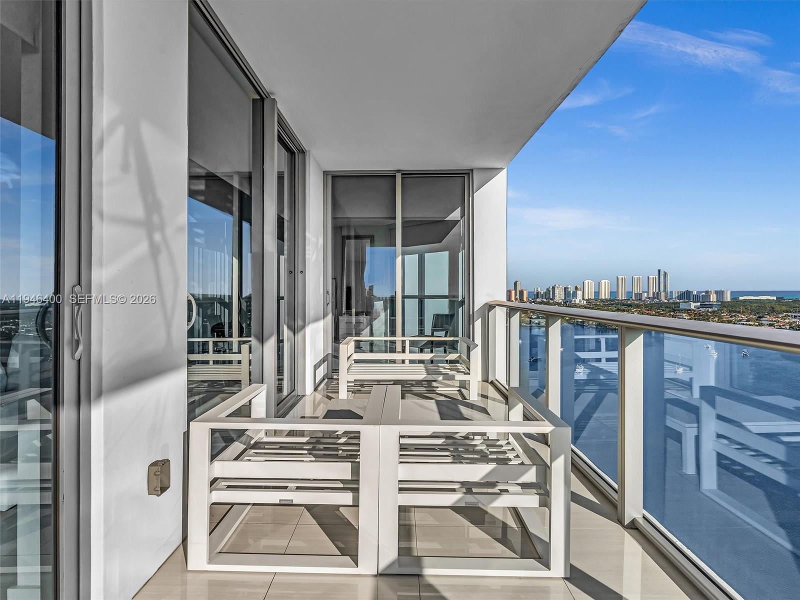 MARINA PALMS RESIDENCES N - Residential