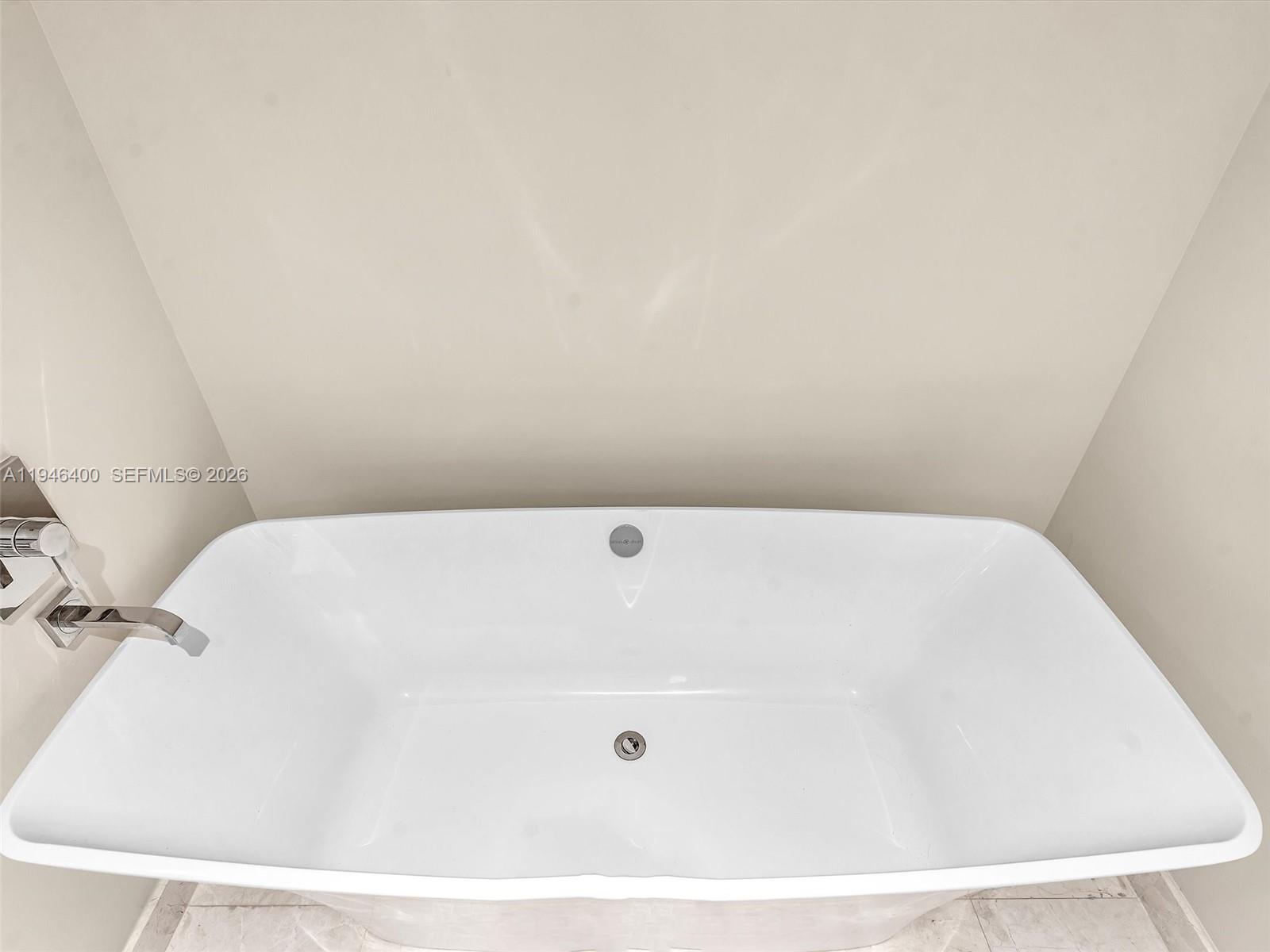 MARINA PALMS RESIDENCES N - Residential