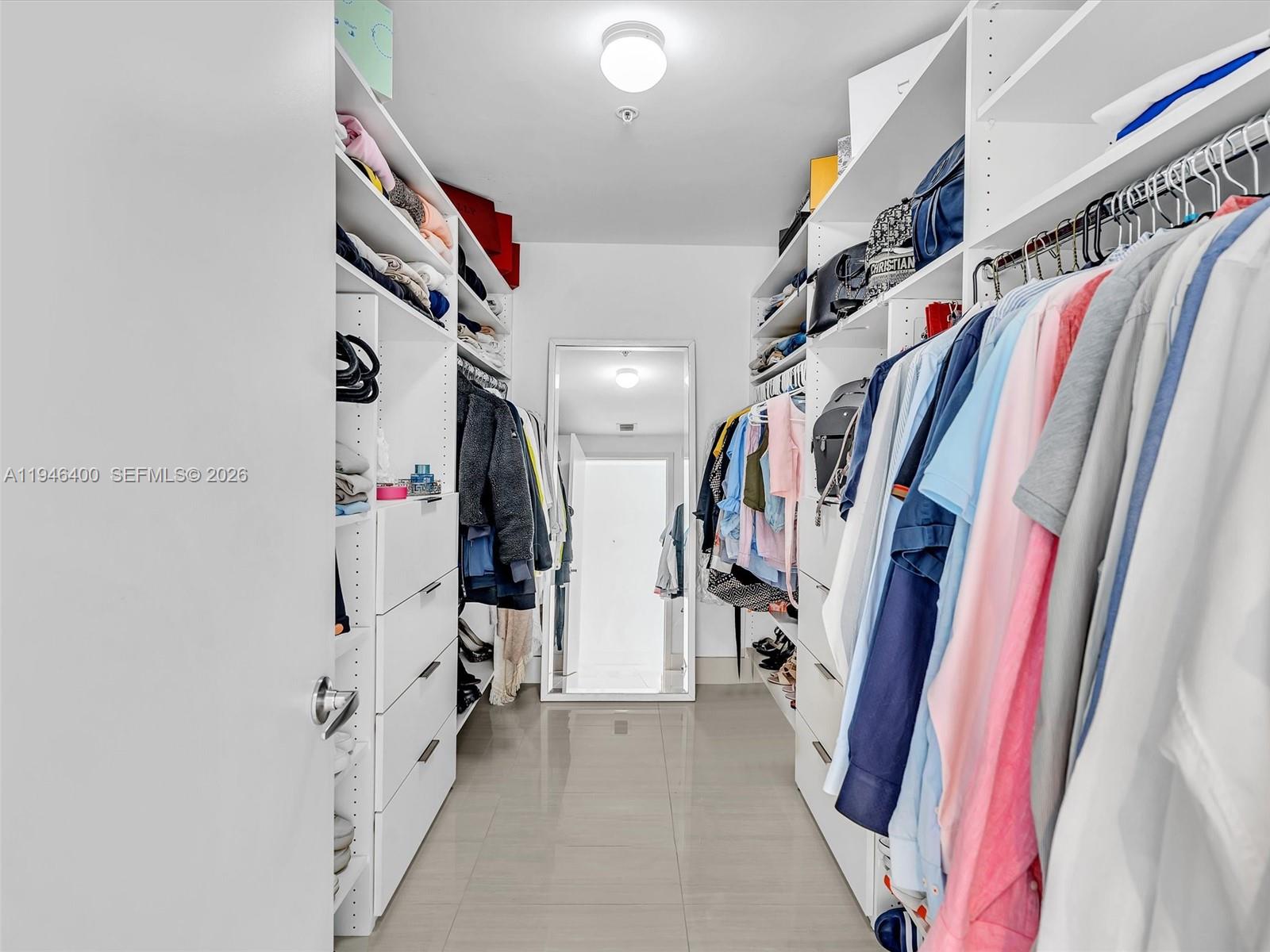 MARINA PALMS RESIDENCES N - Residential