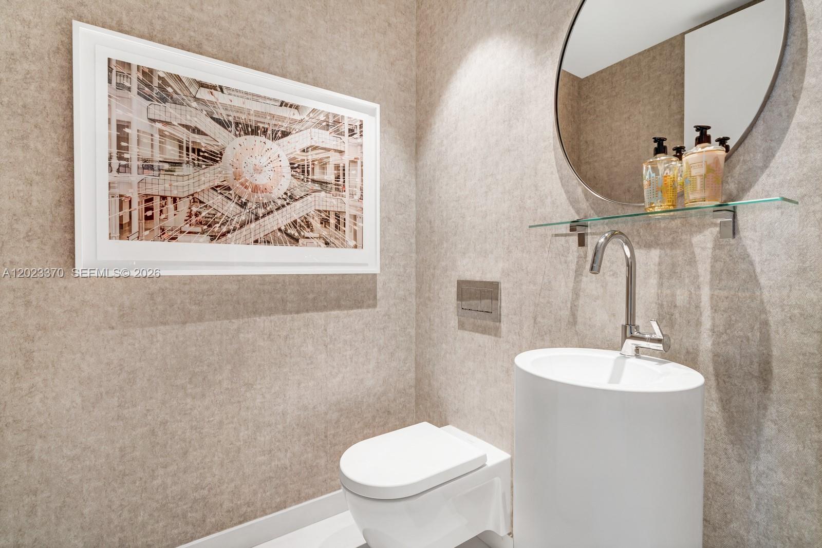 ONE THOUSAND MUSEUM CONDO - Residential Lease