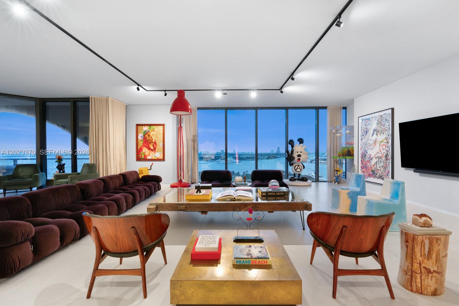 ONE THOUSAND MUSEUM CONDO - Residential Lease