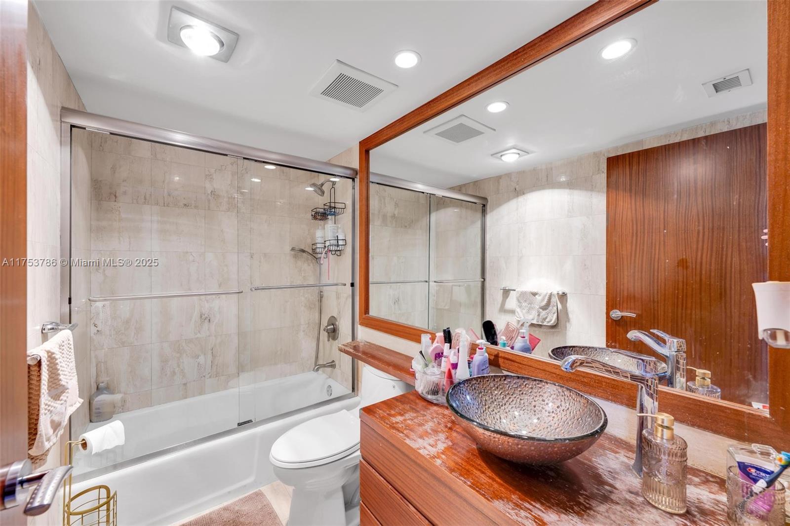 THE TIFFANY OF BAL HARBOUR - Residential