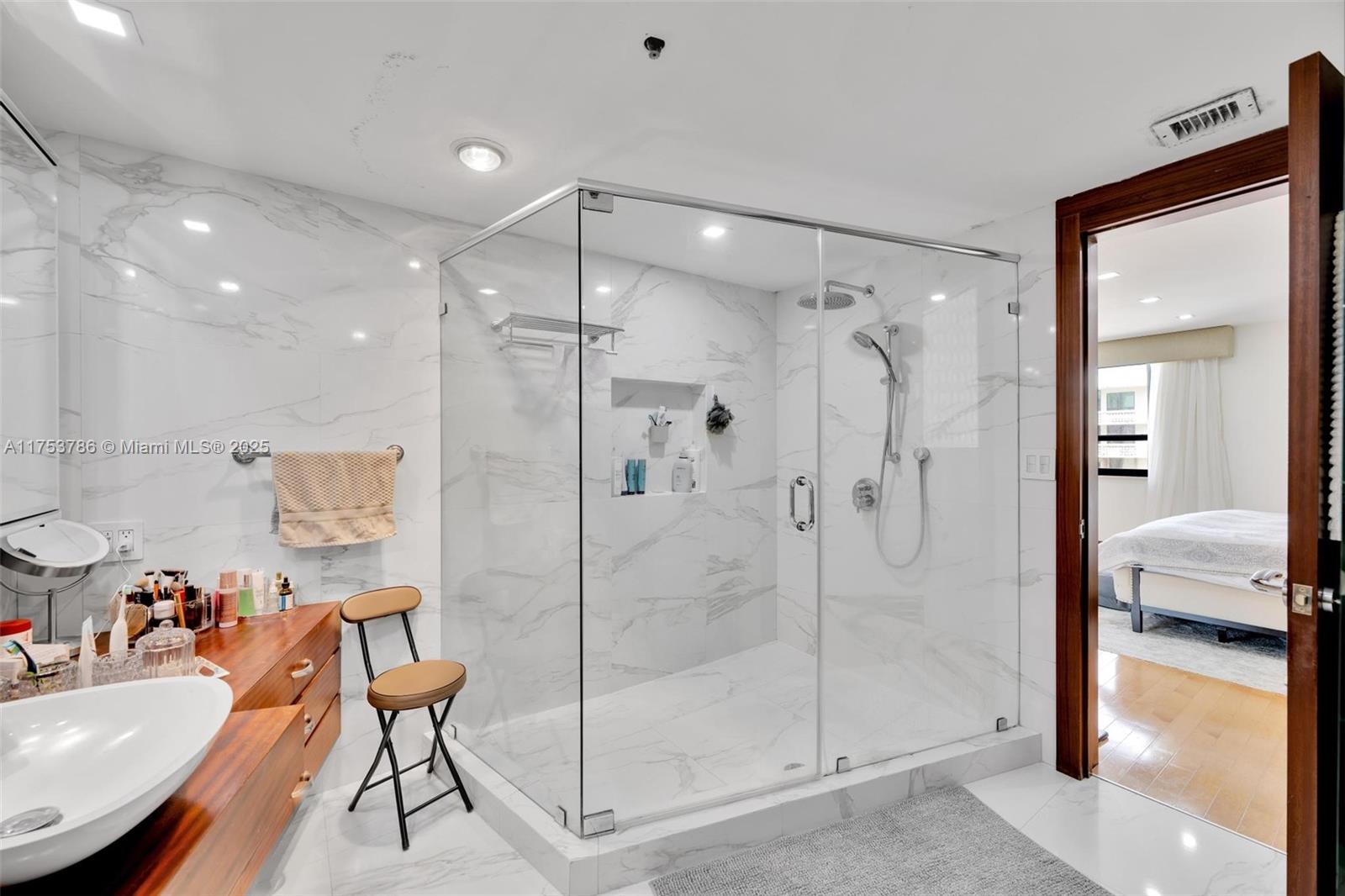 THE TIFFANY OF BAL HARBOUR - Residential