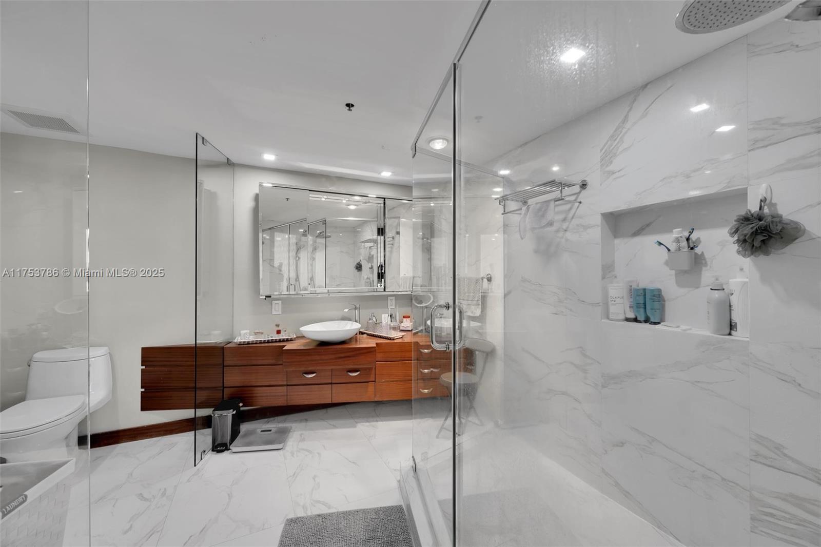 THE TIFFANY OF BAL HARBOUR - Residential