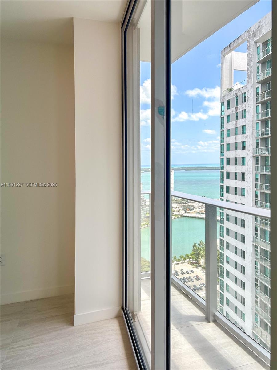 BRICKELL POINT - Residential
