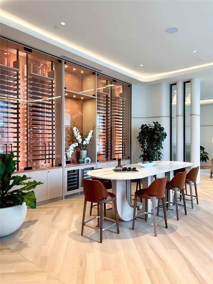 BRICKELL POINT - Residential