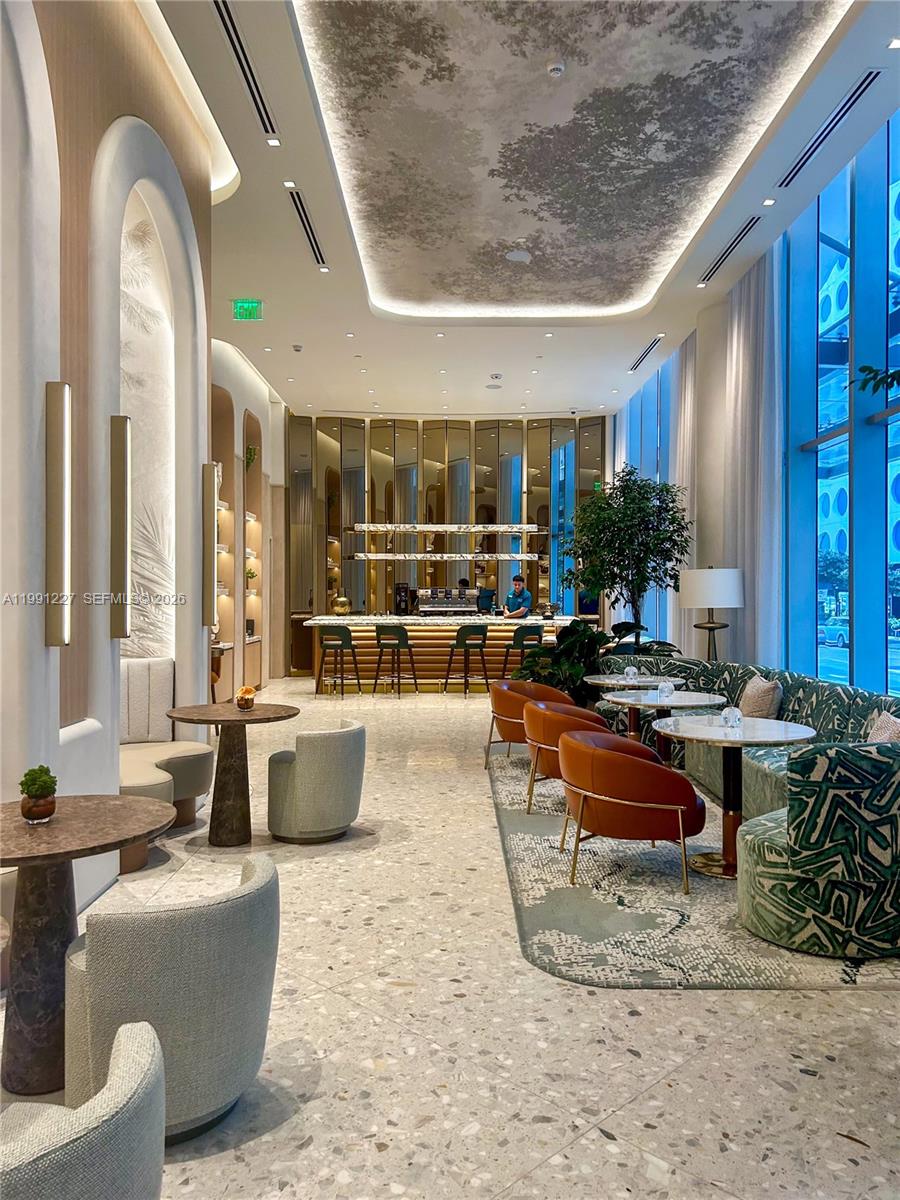 BRICKELL POINT - Residential
