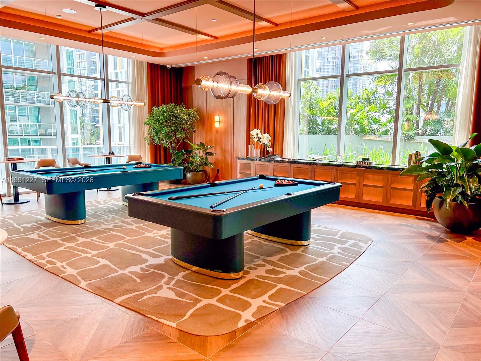 BRICKELL POINT - Residential