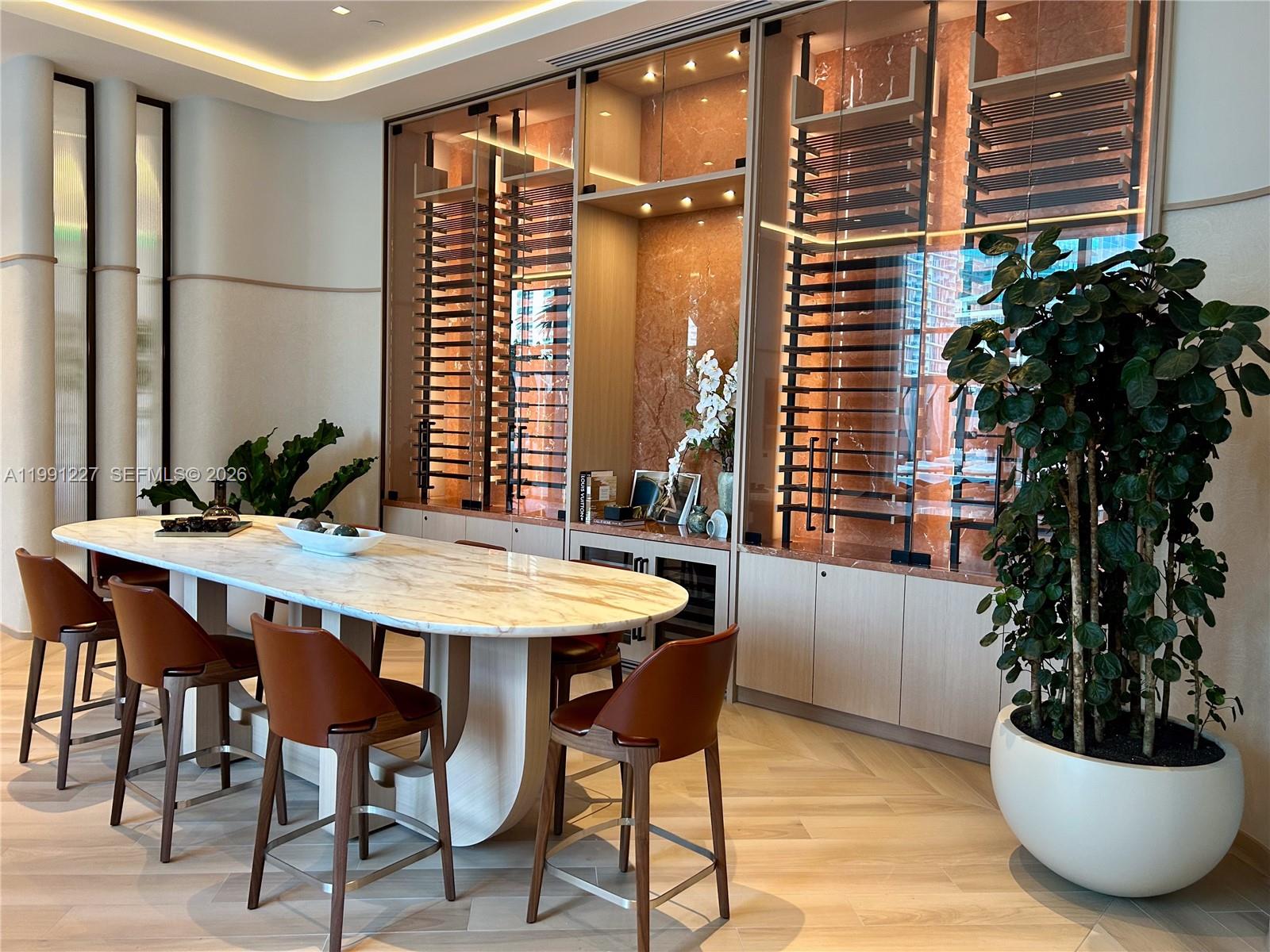 BRICKELL POINT - Residential