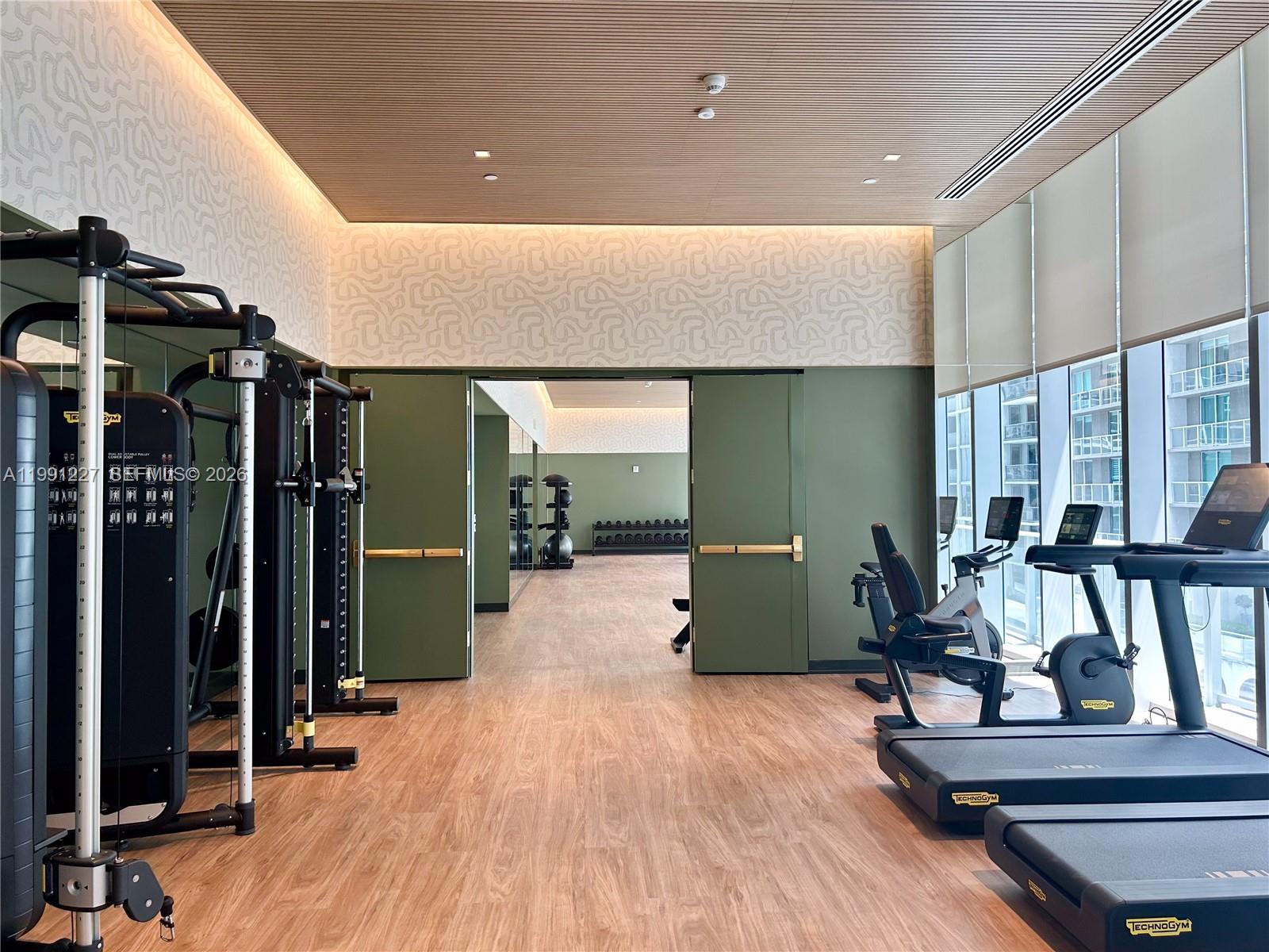 BRICKELL POINT - Residential
