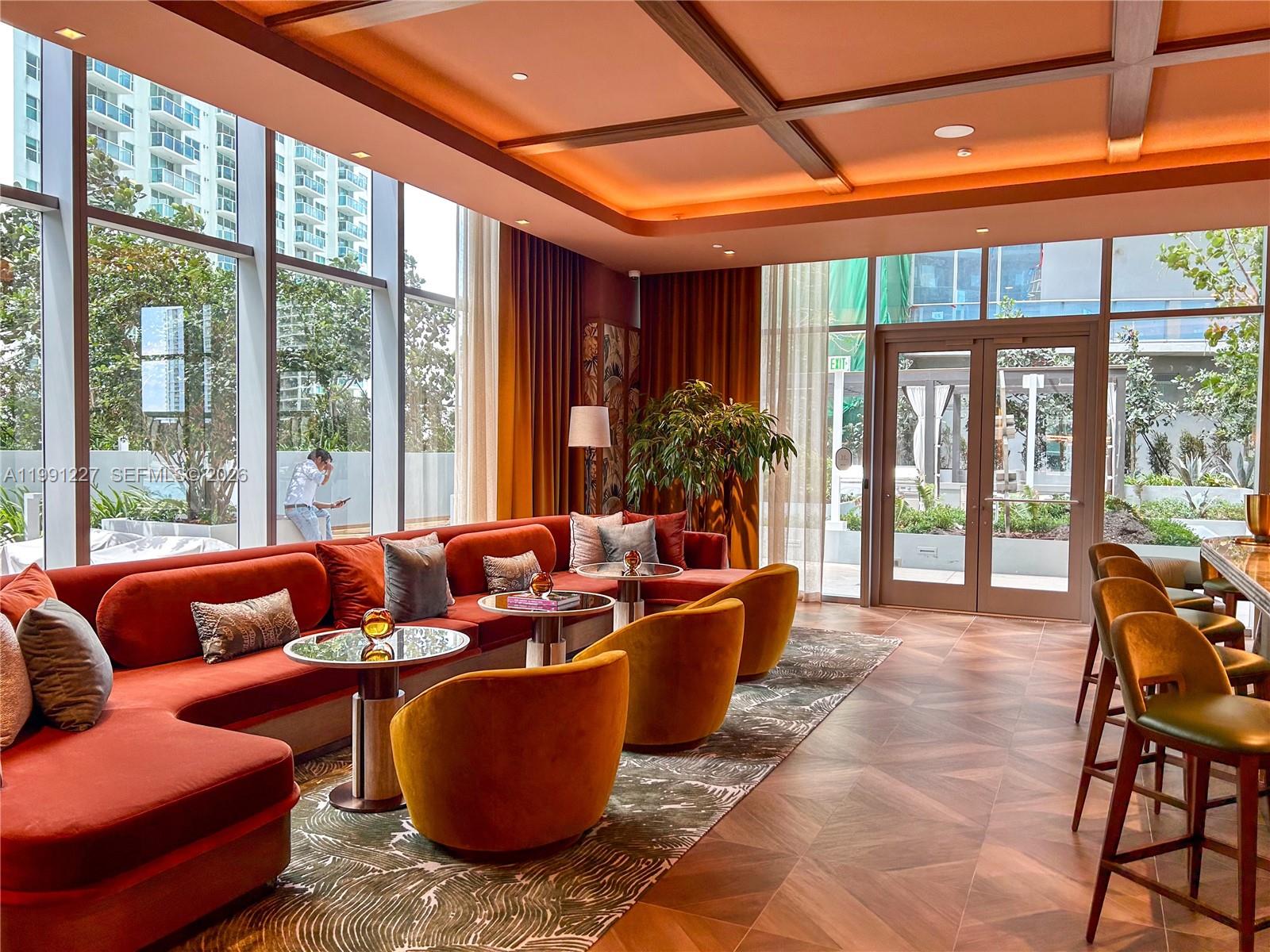 BRICKELL POINT - Residential