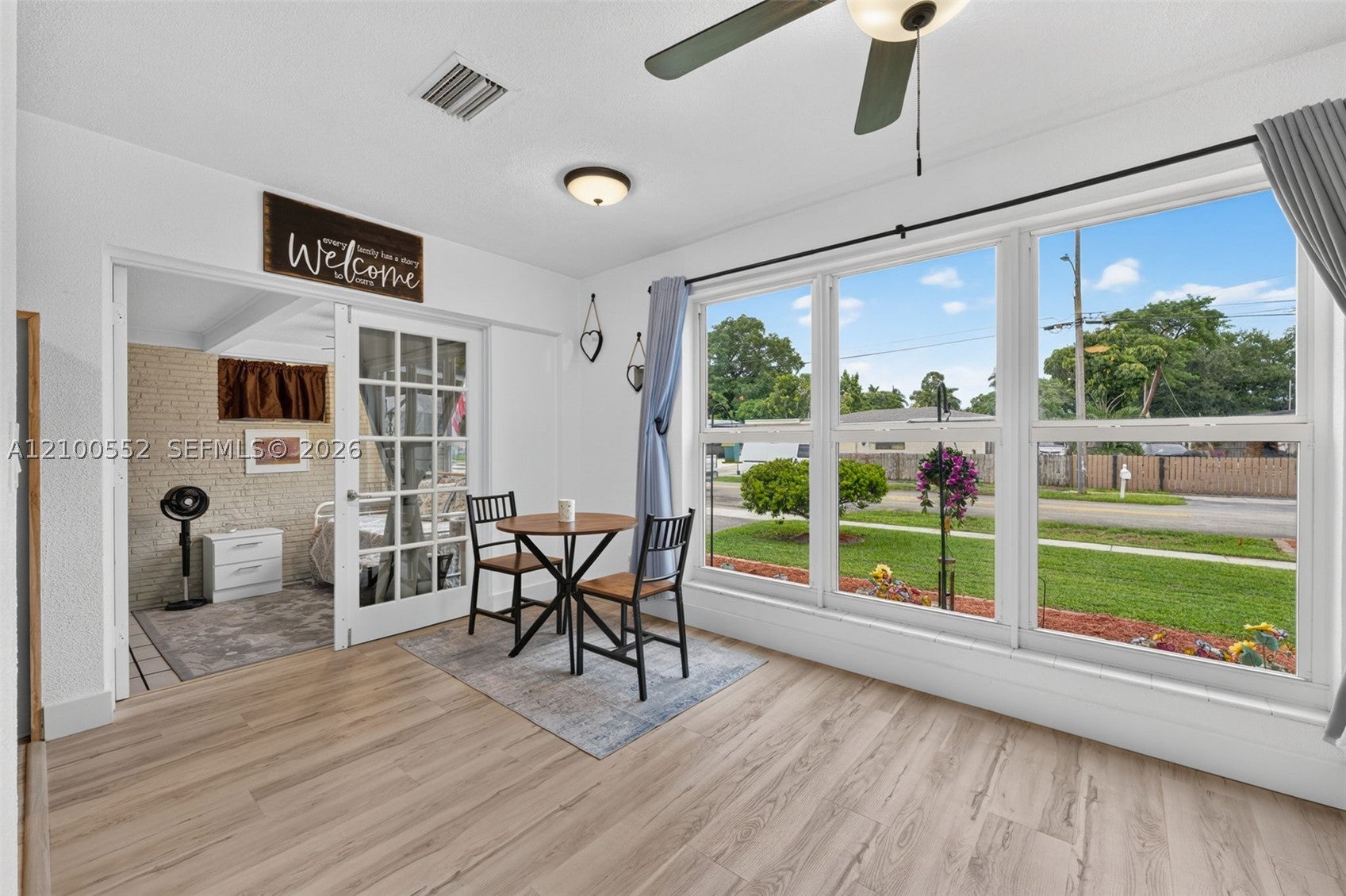 View photos, virtual tours, details... 4210 SW 32nd Ct
