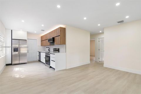 Tiny photo for 212 NW 103rd St, Miami, FL 33150 (MLS # A12006921)