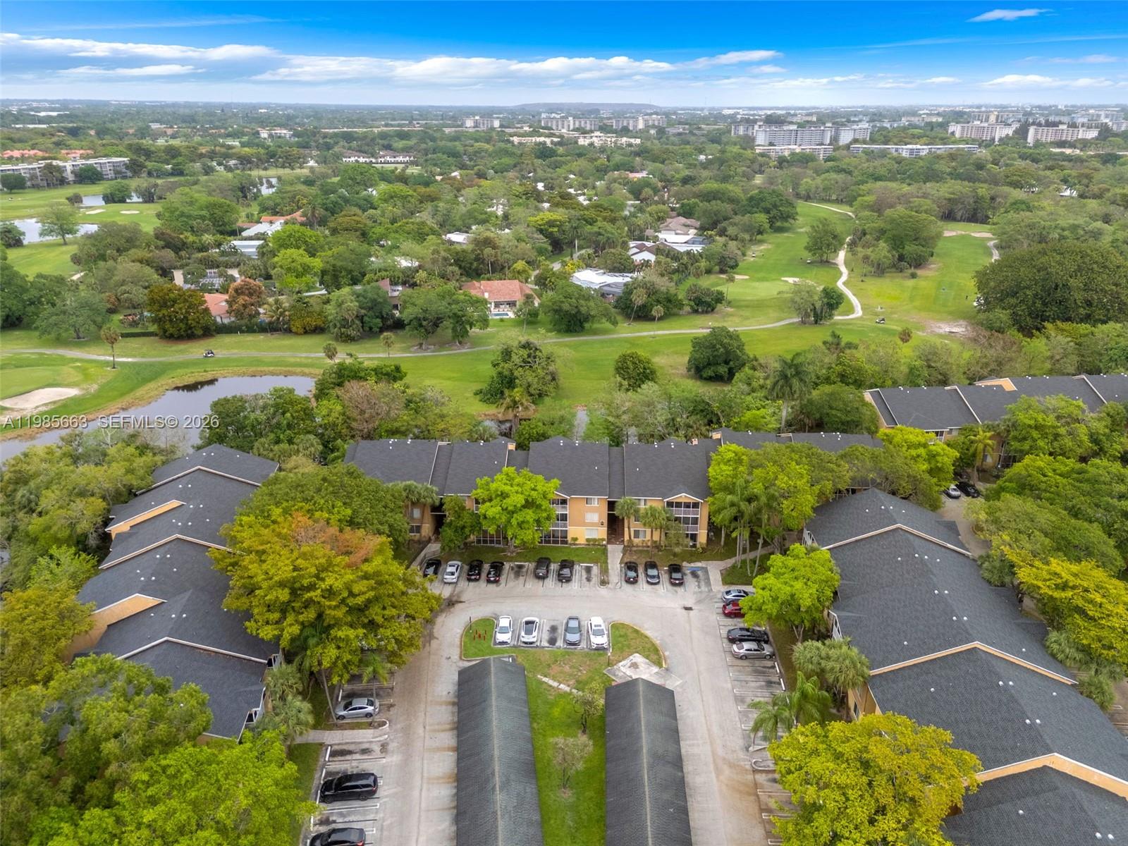 WINDWARD LAKES CONDO - Residential